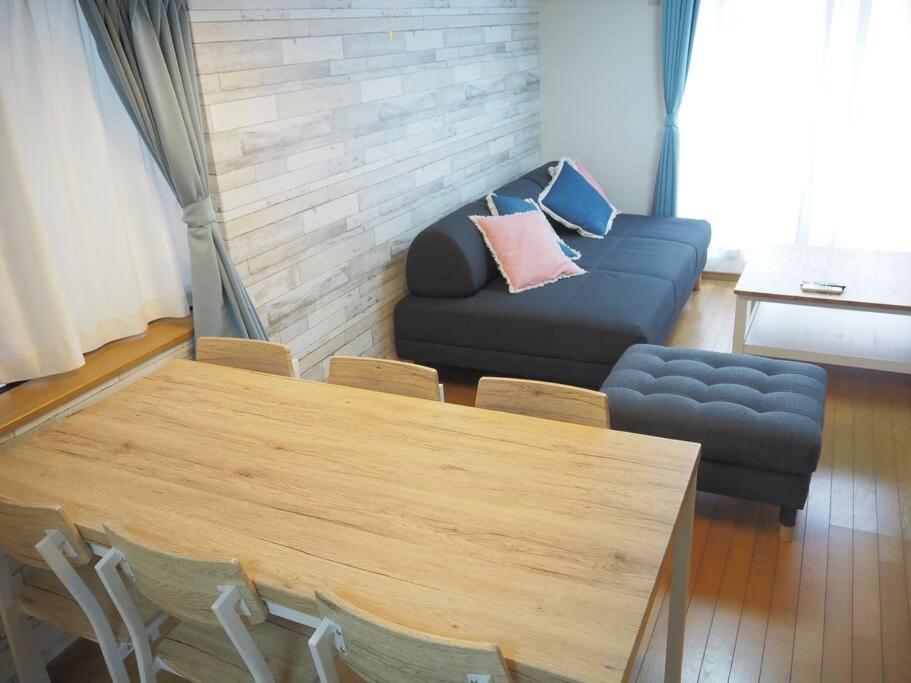 韓国新大久保通りすぐの一軒家で楽しむ東京旅行8名様 Korea Shinokubo Off The Street A House For 8pax *