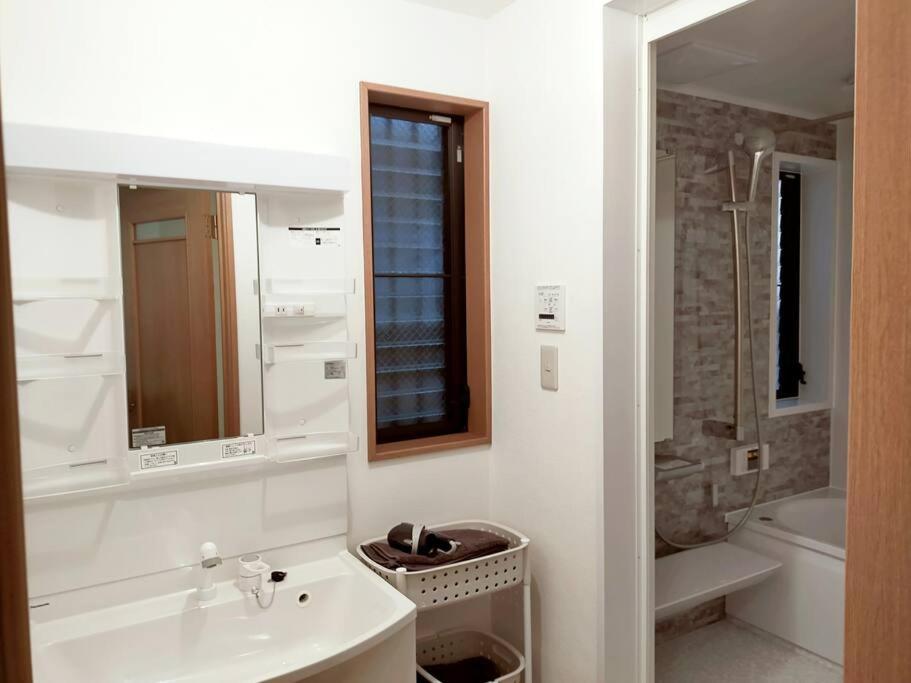 Holiday home 韓国新大久保通りすぐの一軒家で楽しむ東京旅行8名様 Korea Shinokubo Off The Street A House For 8pax *