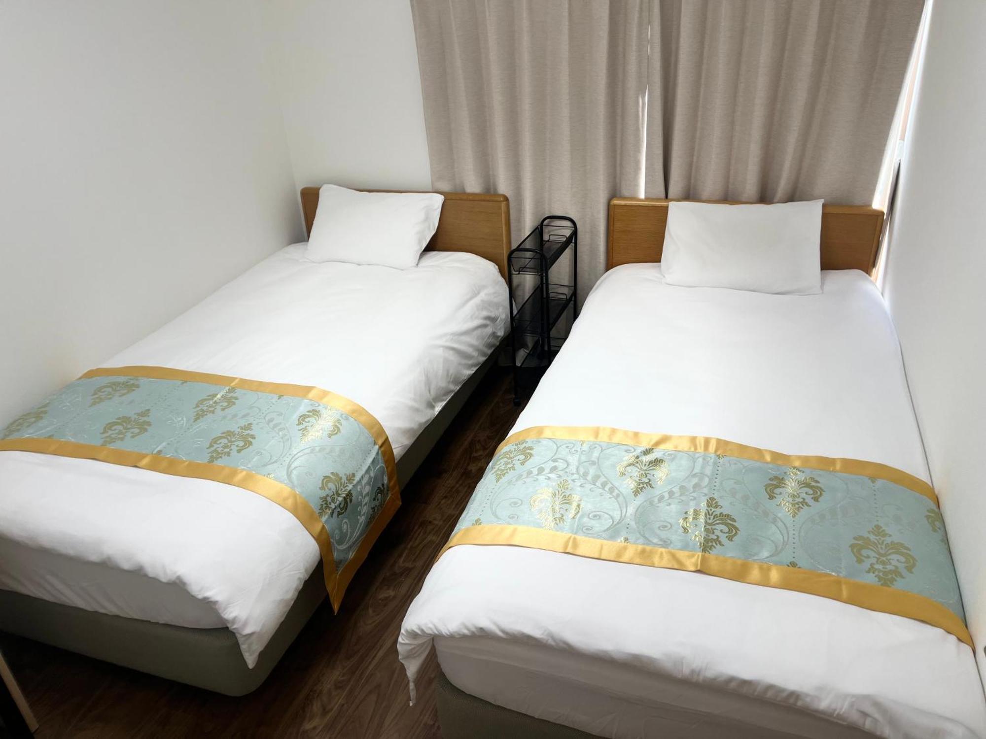 Guest house Hananosato Tabada 花乃郷民泊 *