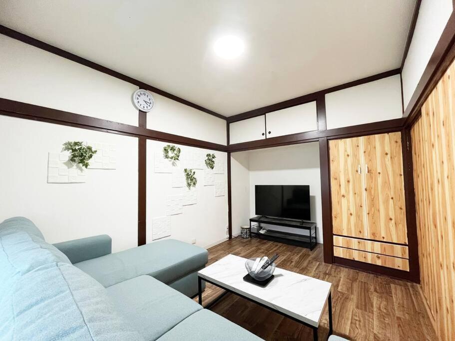 Apartment Gnk代々木5丁目 *