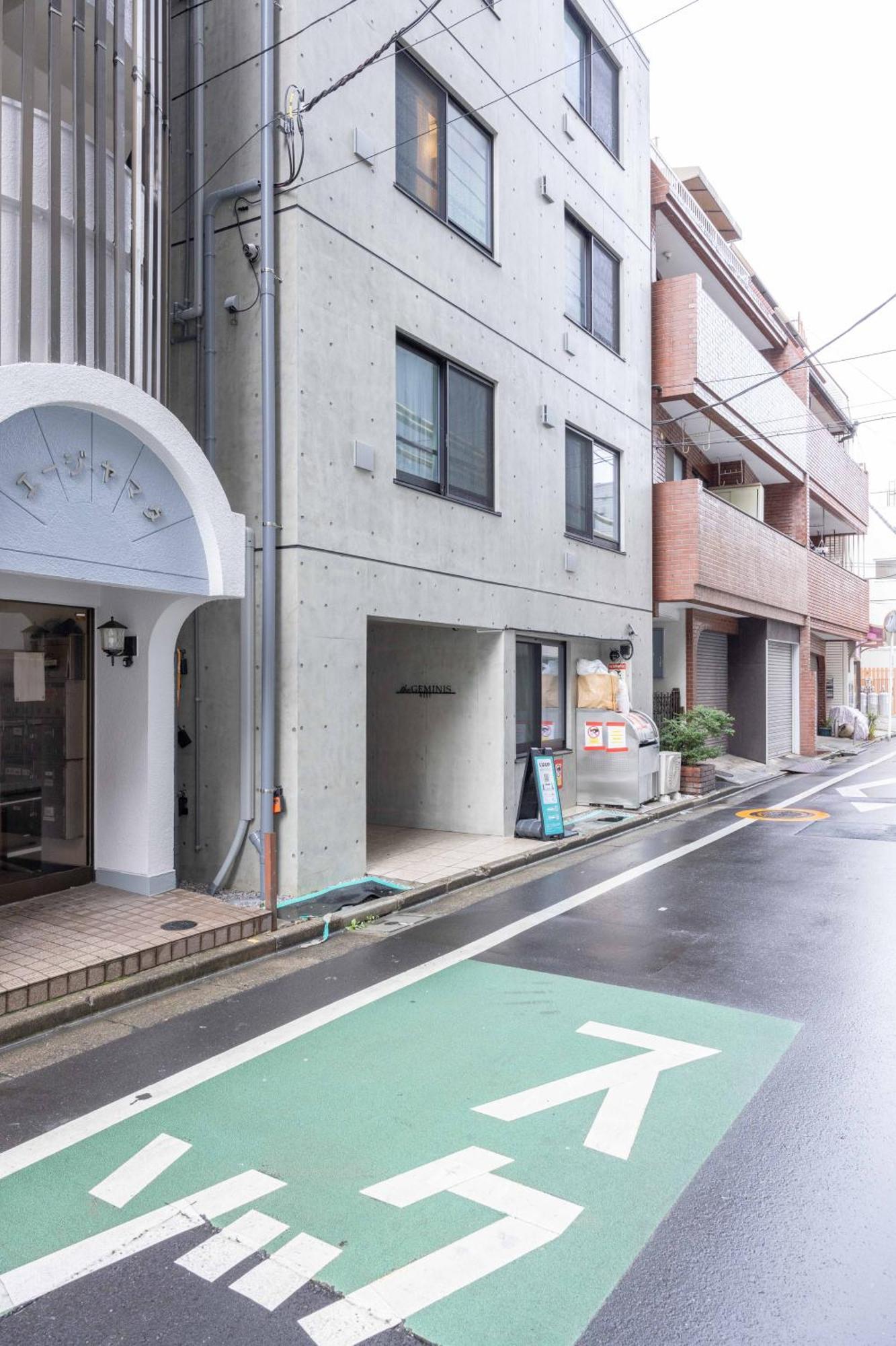 ジェミニス池袋203 *