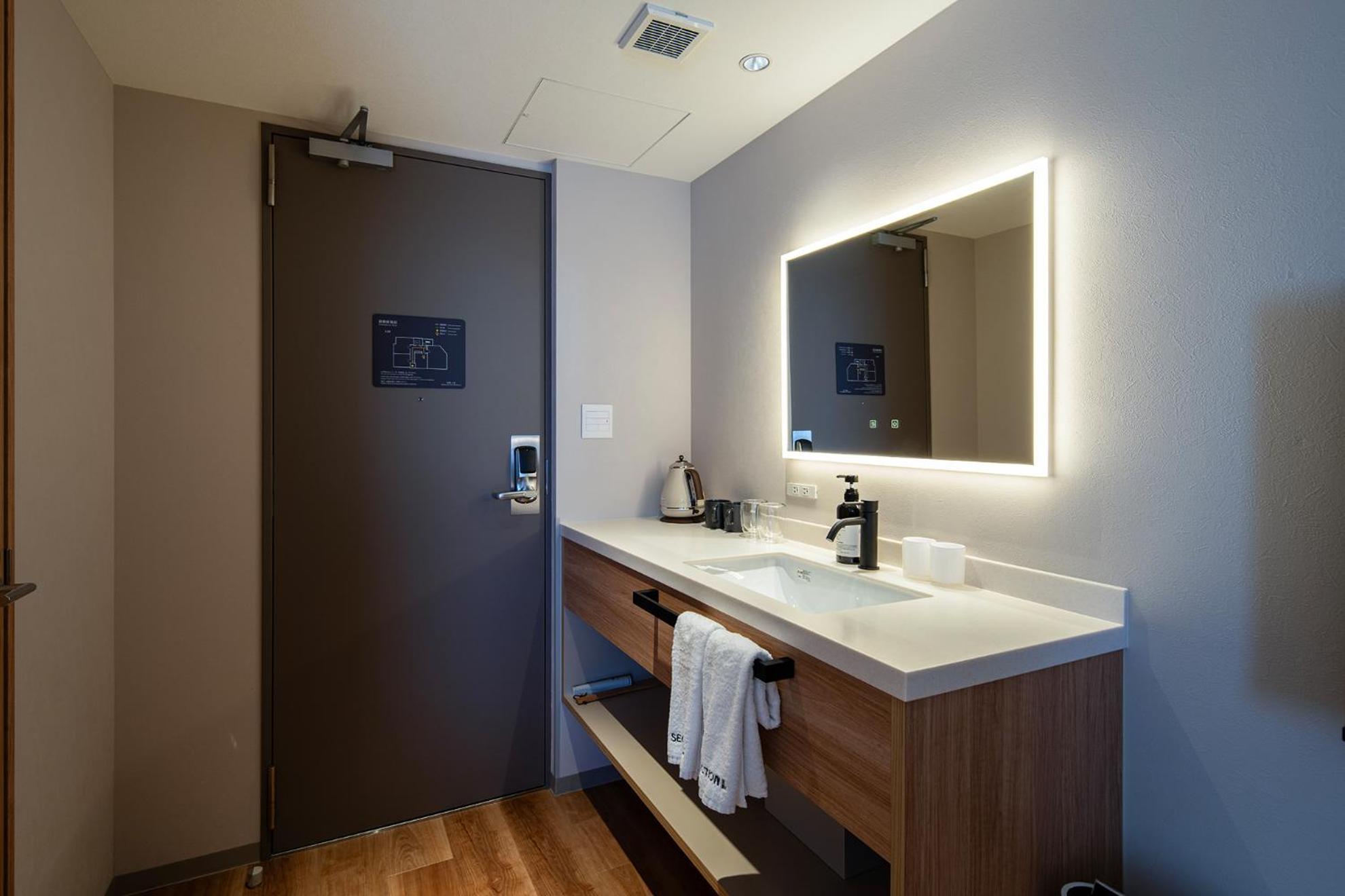 Aparthotel Section L Shimbashi West 4*