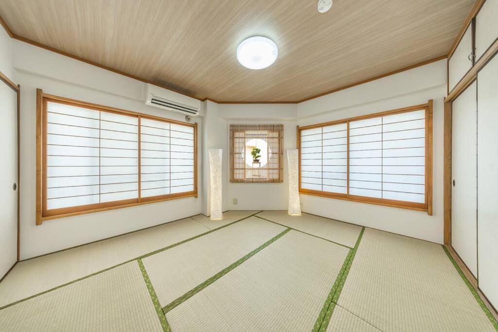 Apartment Newopen! 駅徒歩1分 池袋エリア 60平米最大8名宿泊可能 和風モダン Tokyo