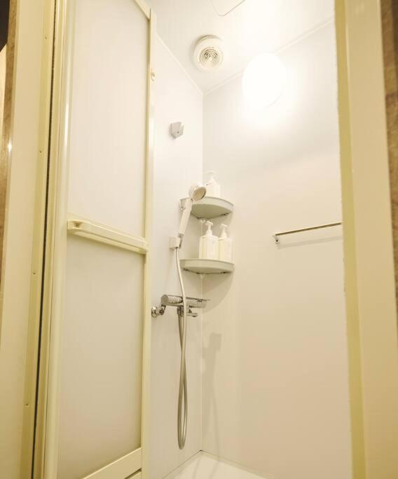 Kame House Hatagaya Apartment *