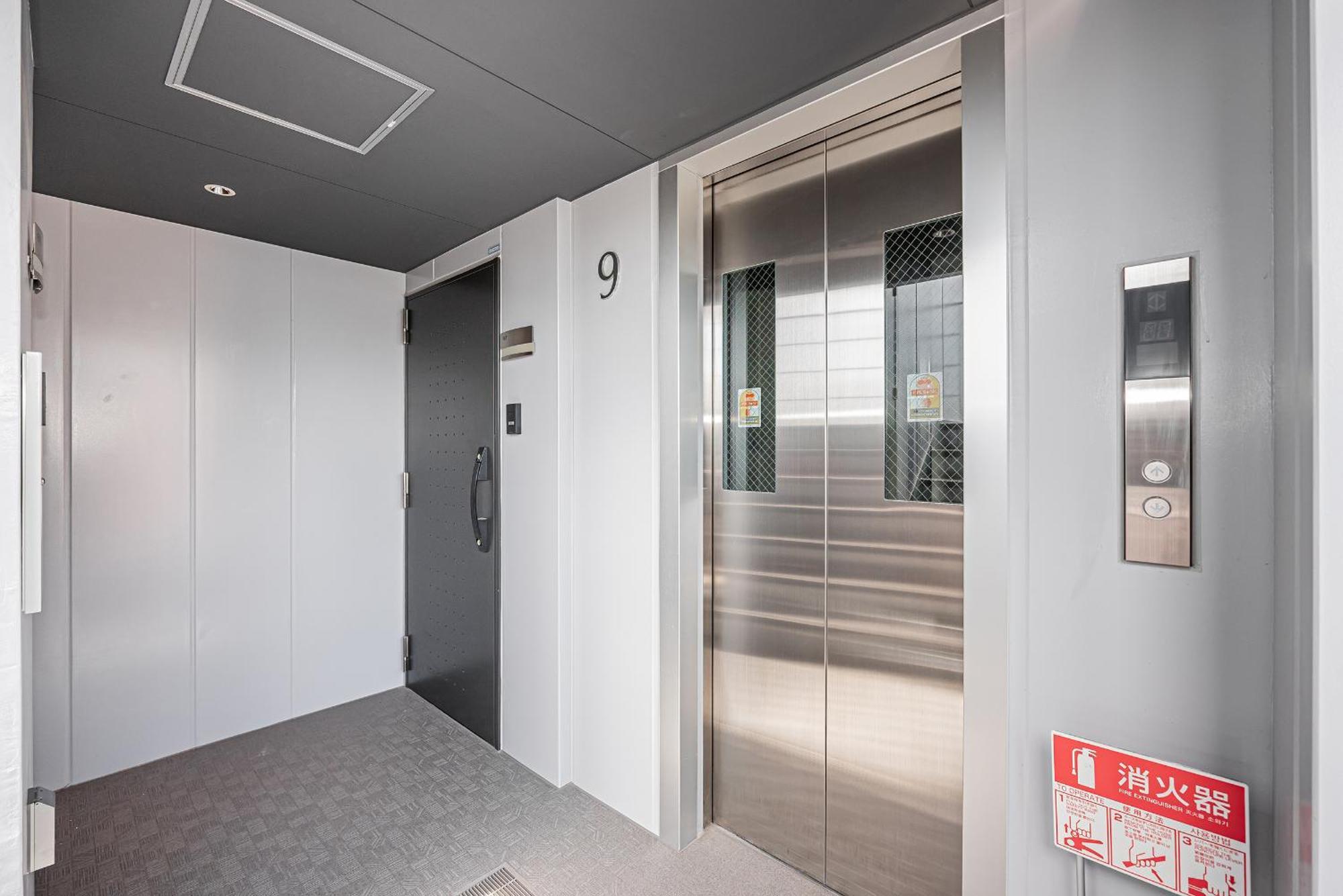 67 Kinshicho Aparthotel *