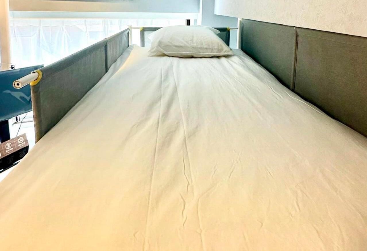 Roppongi 8 Minutes,3 Person Mansion,dyson Hair Dryer, Pola Toiletries