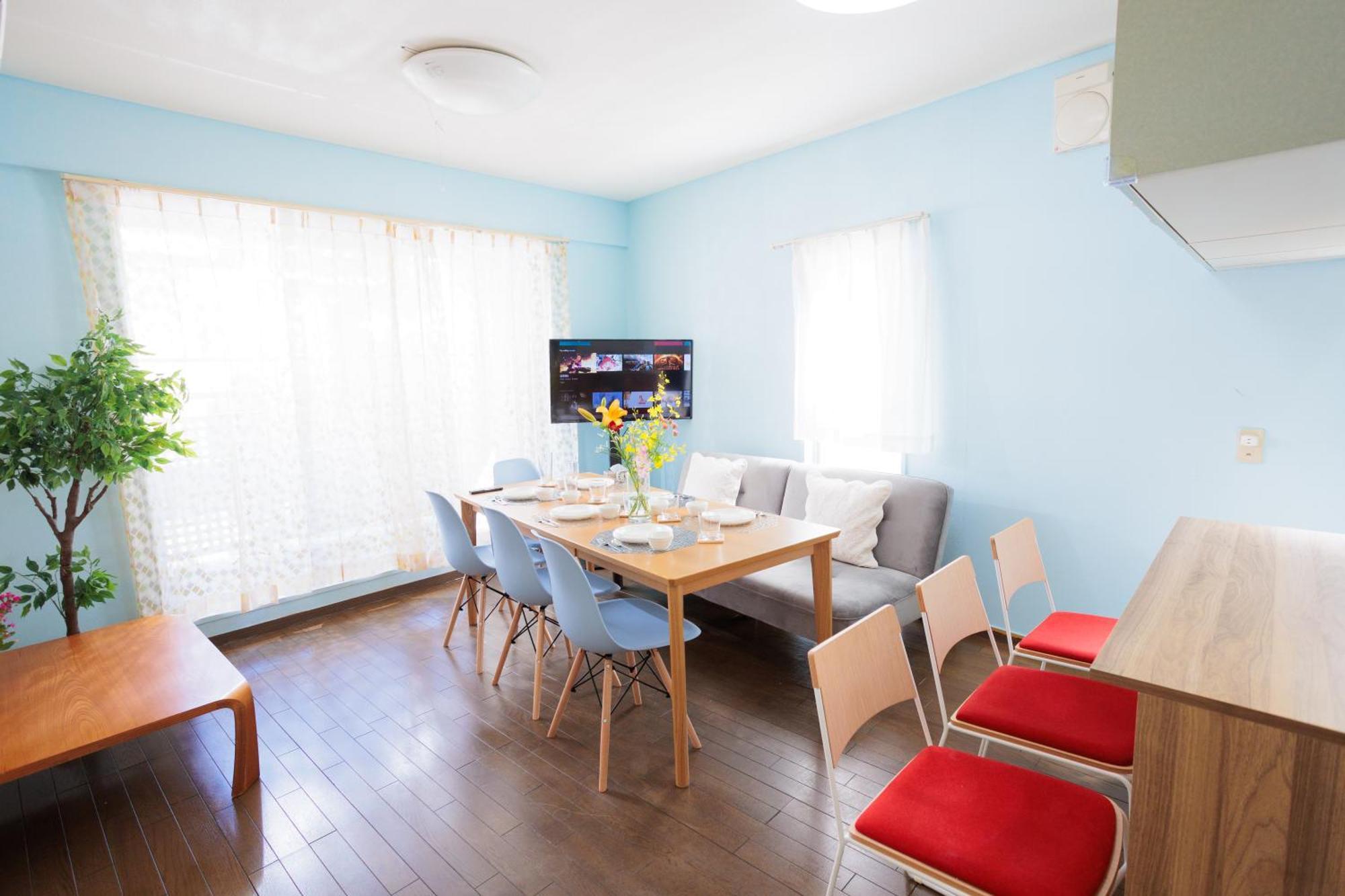 Apartment Miko's House Setagaya, Shinjuku 10min, Tranquil Hideaway, Lucky Cat Temple, Super Market 新宿10分 下北沢2km 喧騒から離れた隠れ家, 招き猫の豪徳寺 あなたの東京の家 Tokyo