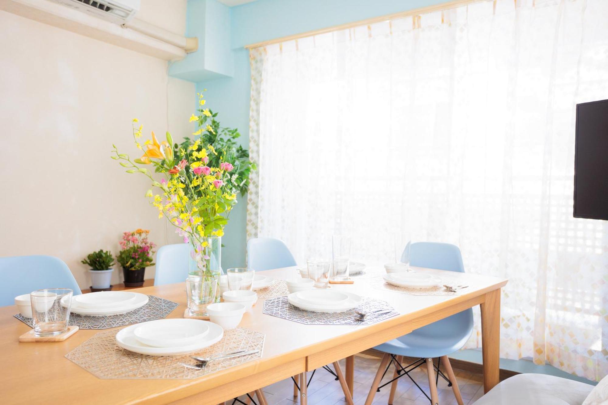 Apartment Miko's House Setagaya, Shinjuku 10min, Tranquil Hideaway, Lucky Cat Temple, Super Market 新宿10分 下北沢2km 喧騒から離れた隠れ家, 招き猫の豪徳寺 あなたの東京の家 *