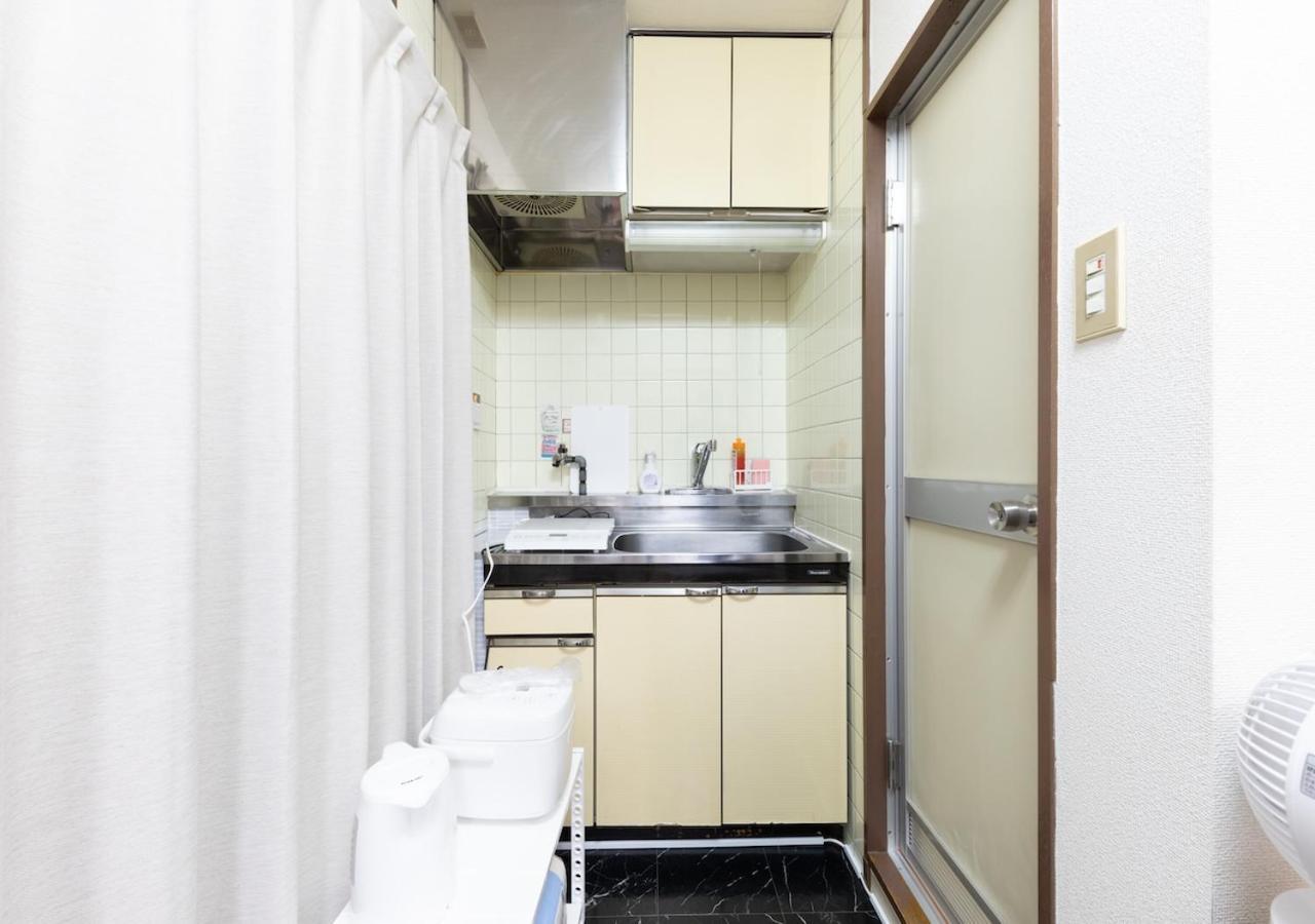 Apartment べニールメゾン泉 *