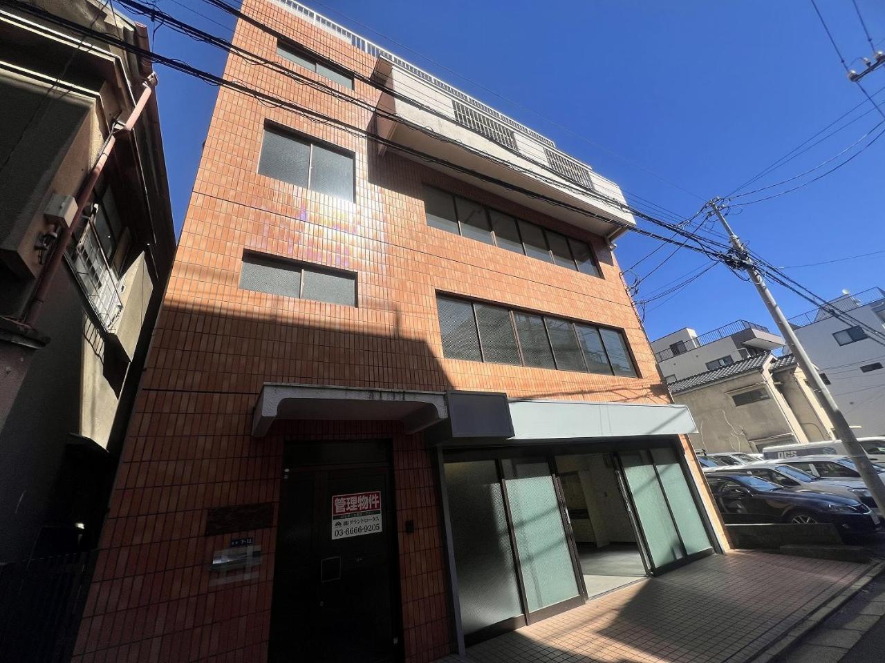 Olden Historic Town Newly Renovated Specious Apartment Tokyo