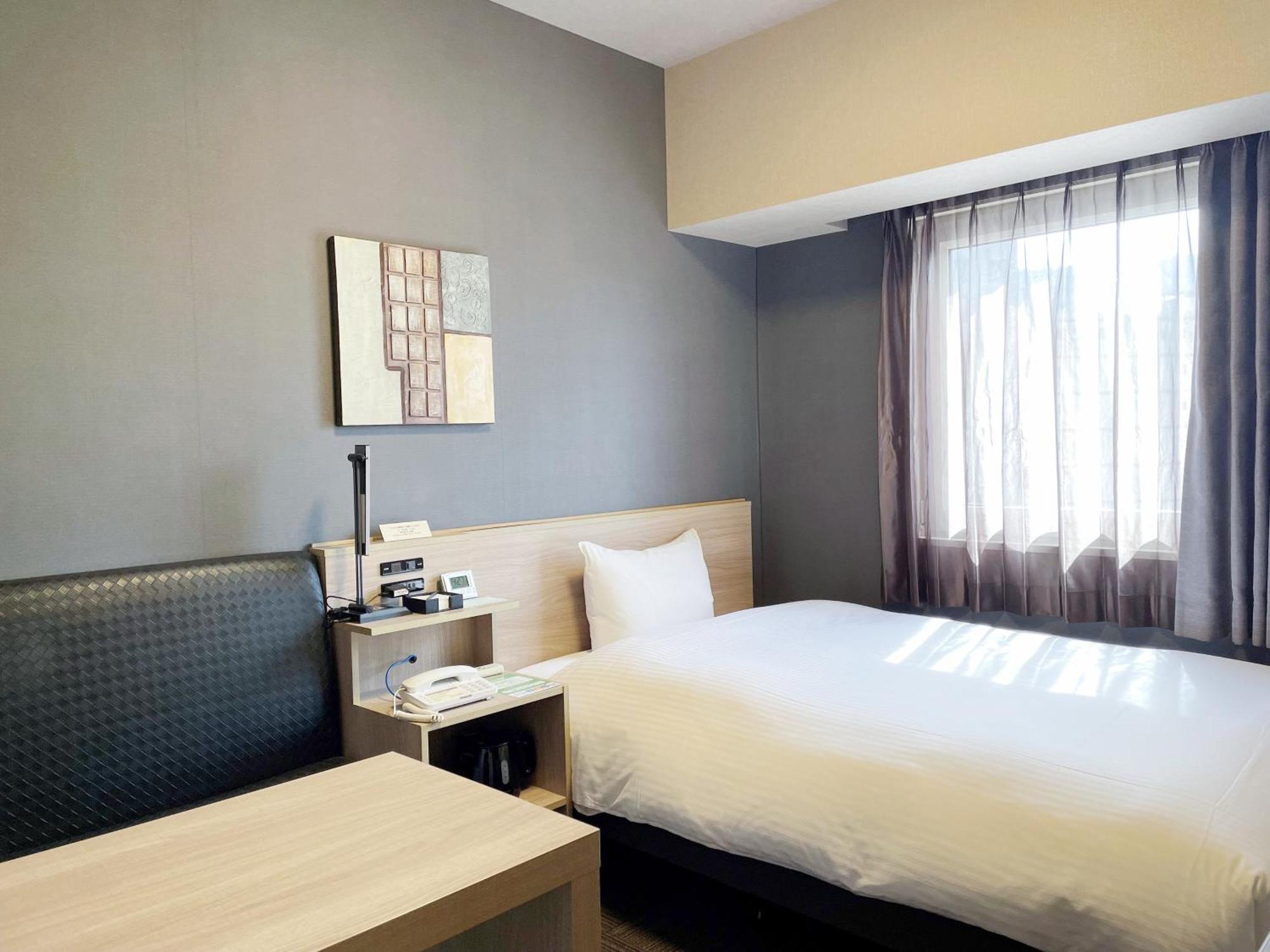 Route-inn Kamata -ayamebashi-