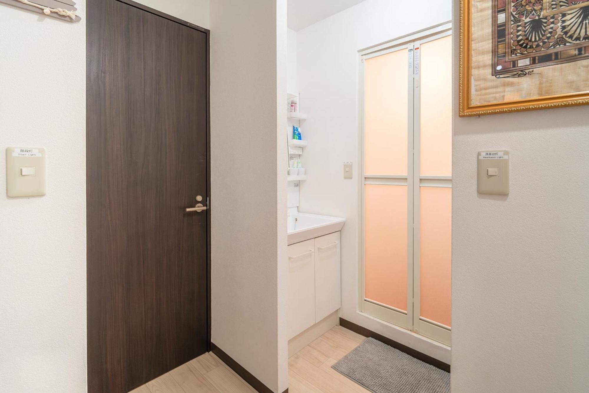 独栋房源/全新装修全新一户建/适合家庭入住/近秋叶原/浅草/可容纳8人/一线直达新宿/银座 * Tokyo