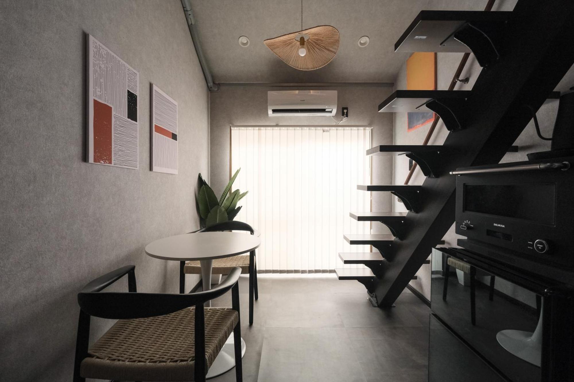 Apartment ルーチェ西新宿 *