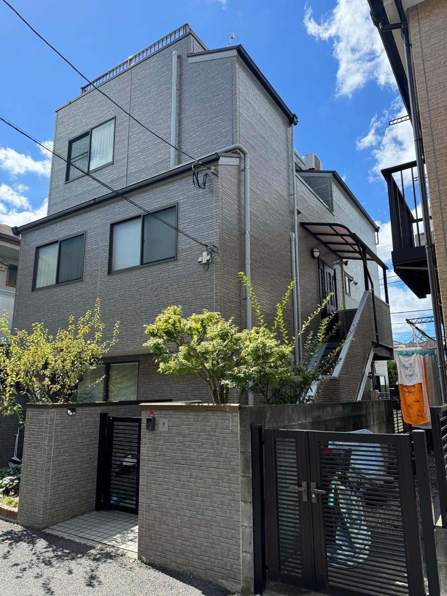 Senkawa House