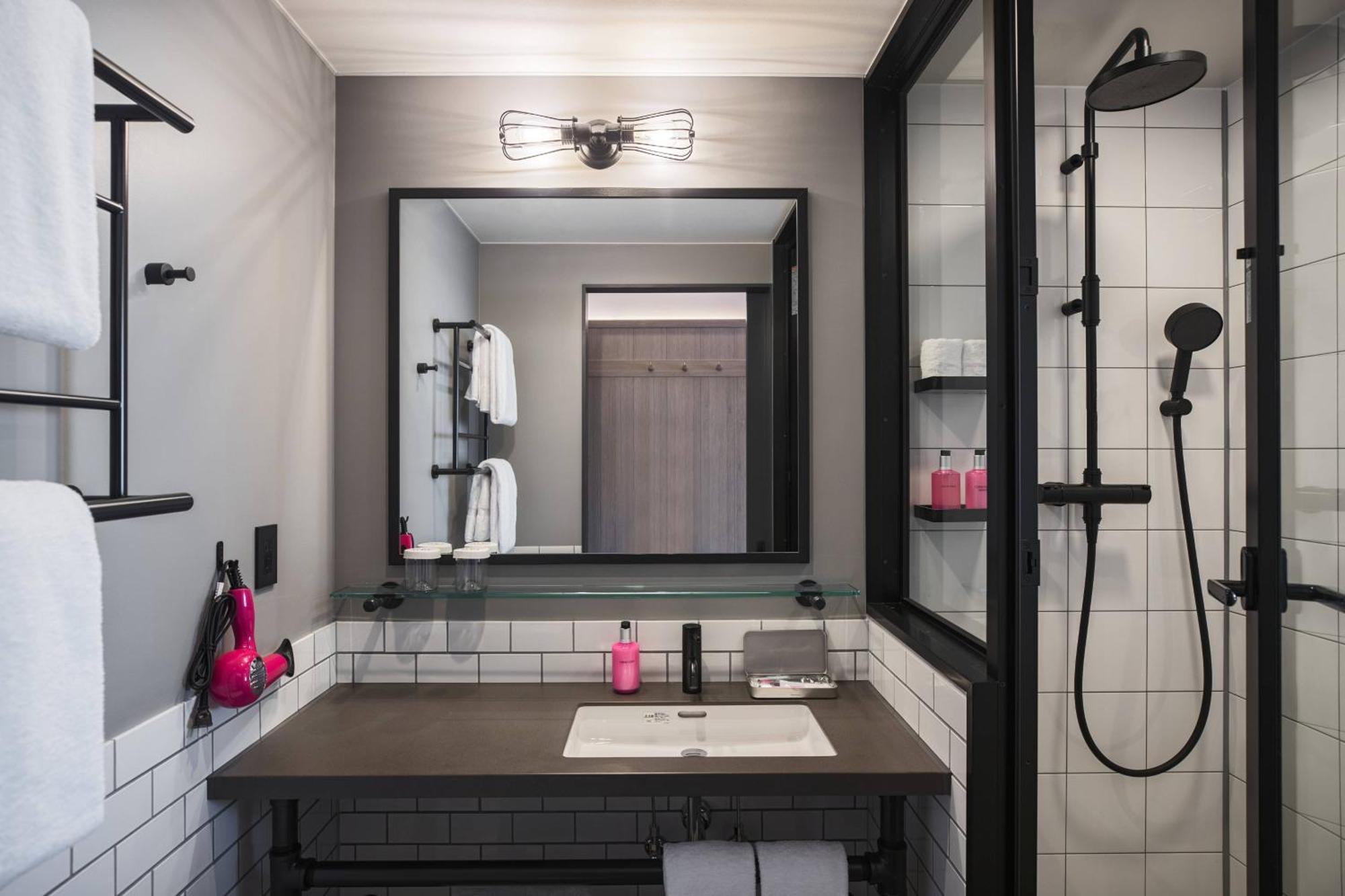 Moxy Kinshicho Hotel