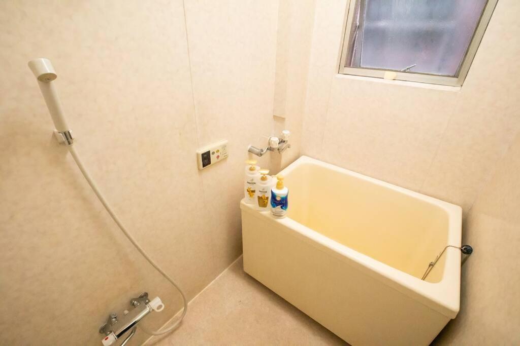 Apartment 泊露hakuro 3階 Tokyo