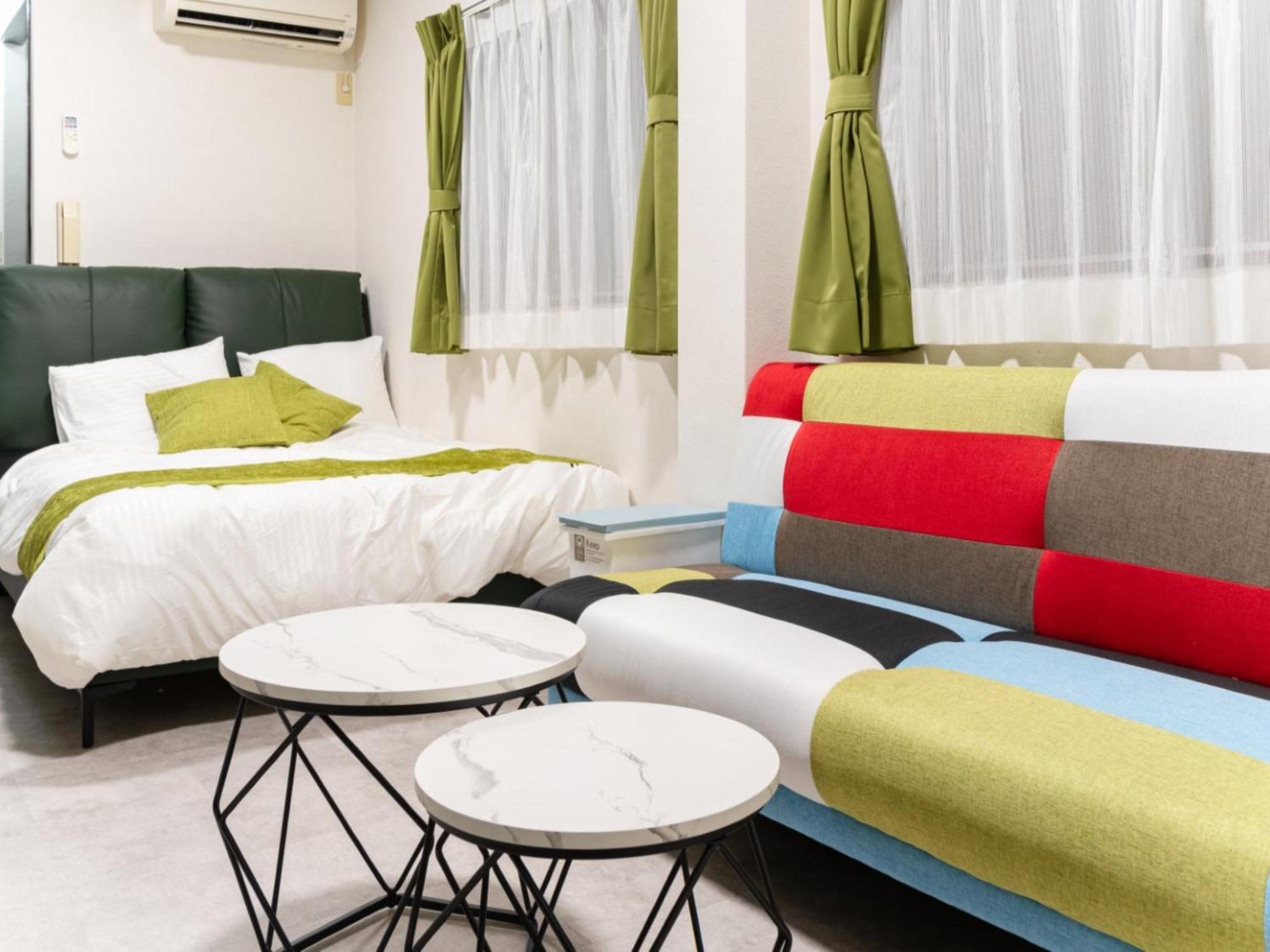 浅草駅徒歩4分,浅草寺8分,上野駅5分,カッパ橋道具街4分,switch,wi-fi Apartment