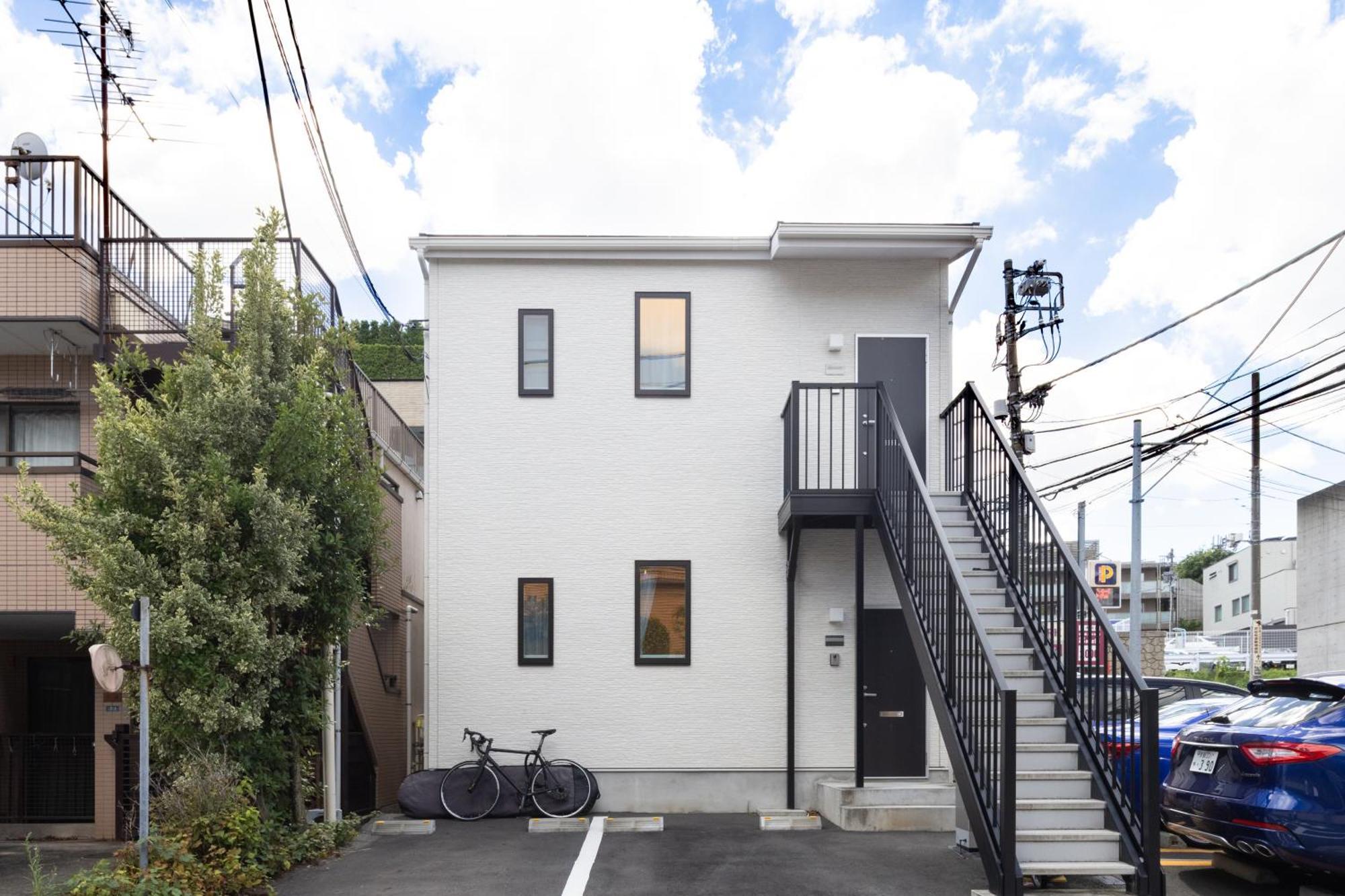 Kazumax 4 Apartment