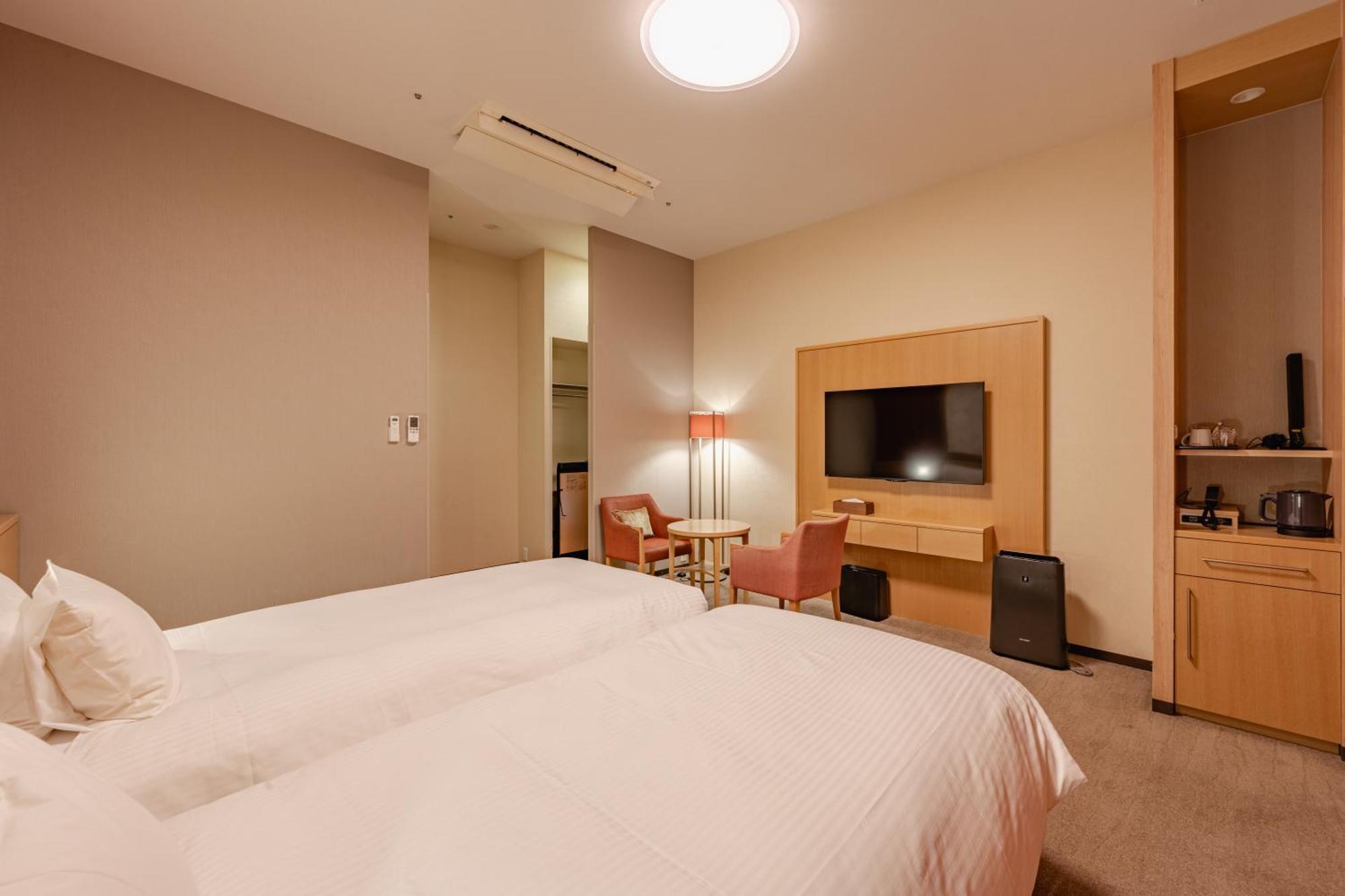 Richmond Mejiro Hotel 3*
