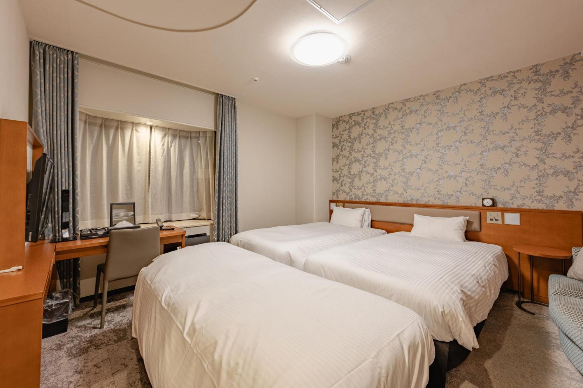 Richmond Mejiro 3*