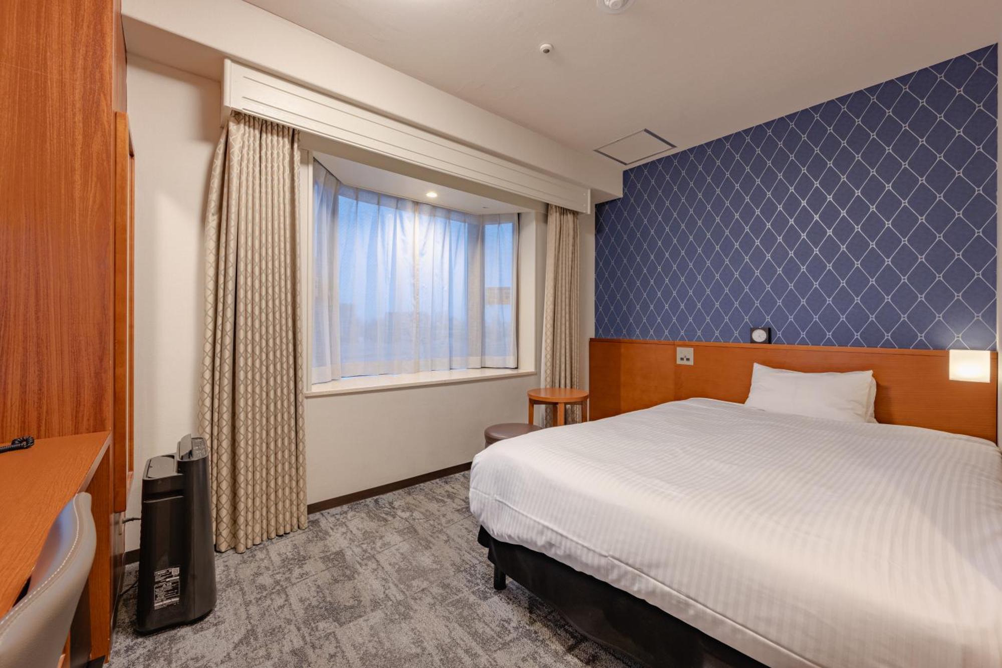 Richmond Mejiro 3*