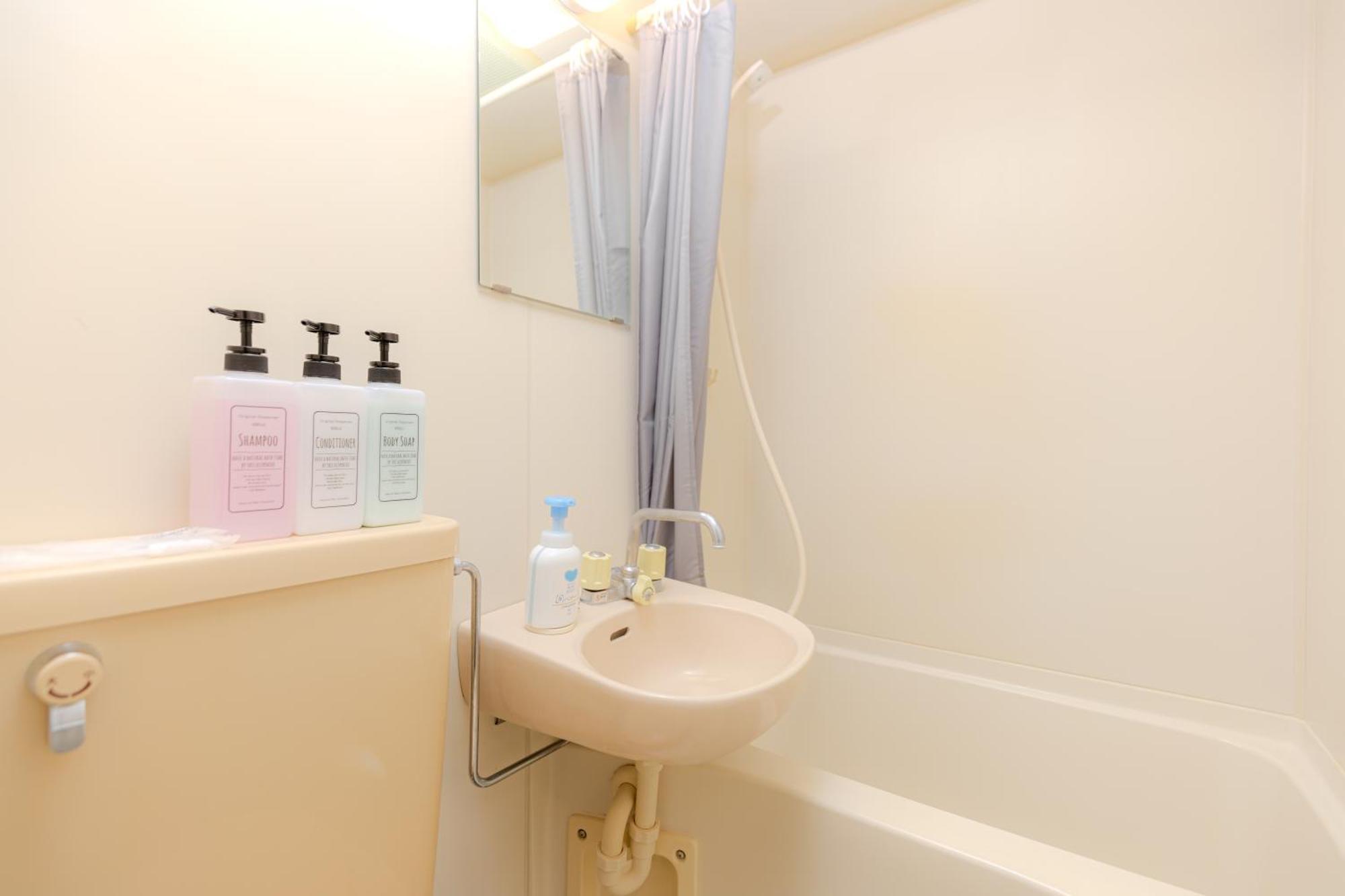 Shinjuku Waseda Earthtone Apartment *