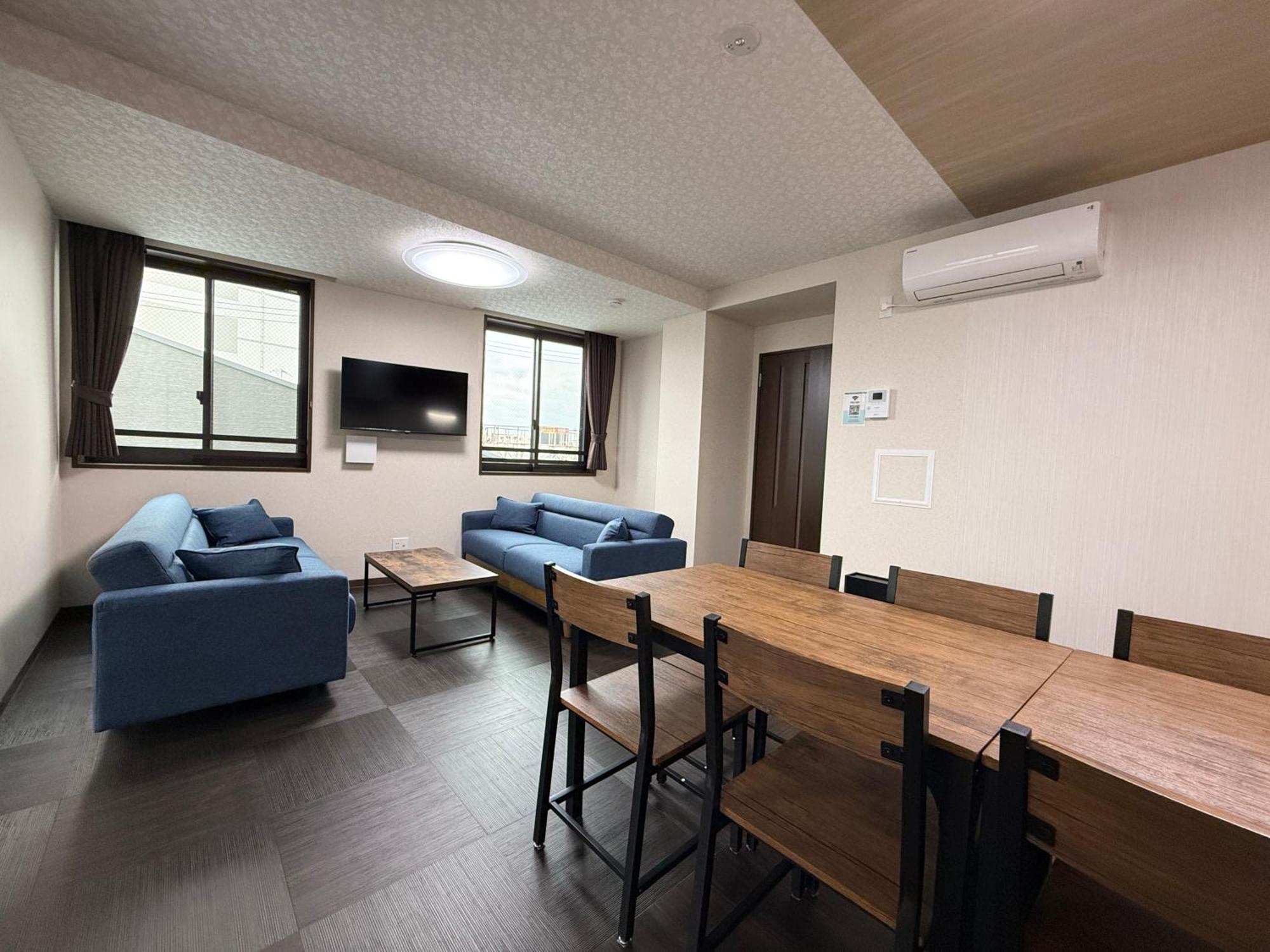 Apartment Prism Zoshiki Kamata Tokyo