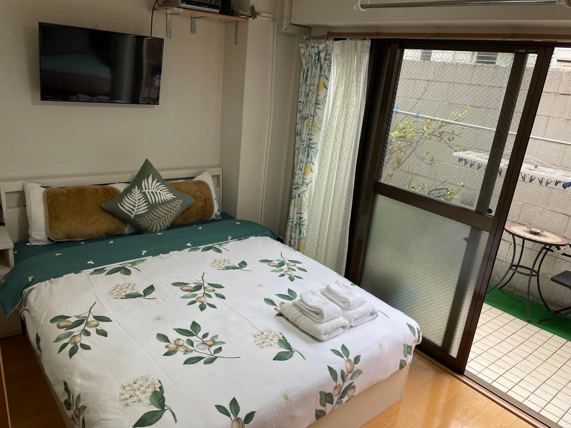 Apartment 新宿庭院の屋-shinjuku Garden -28 Square Meters King Size Bed Garden