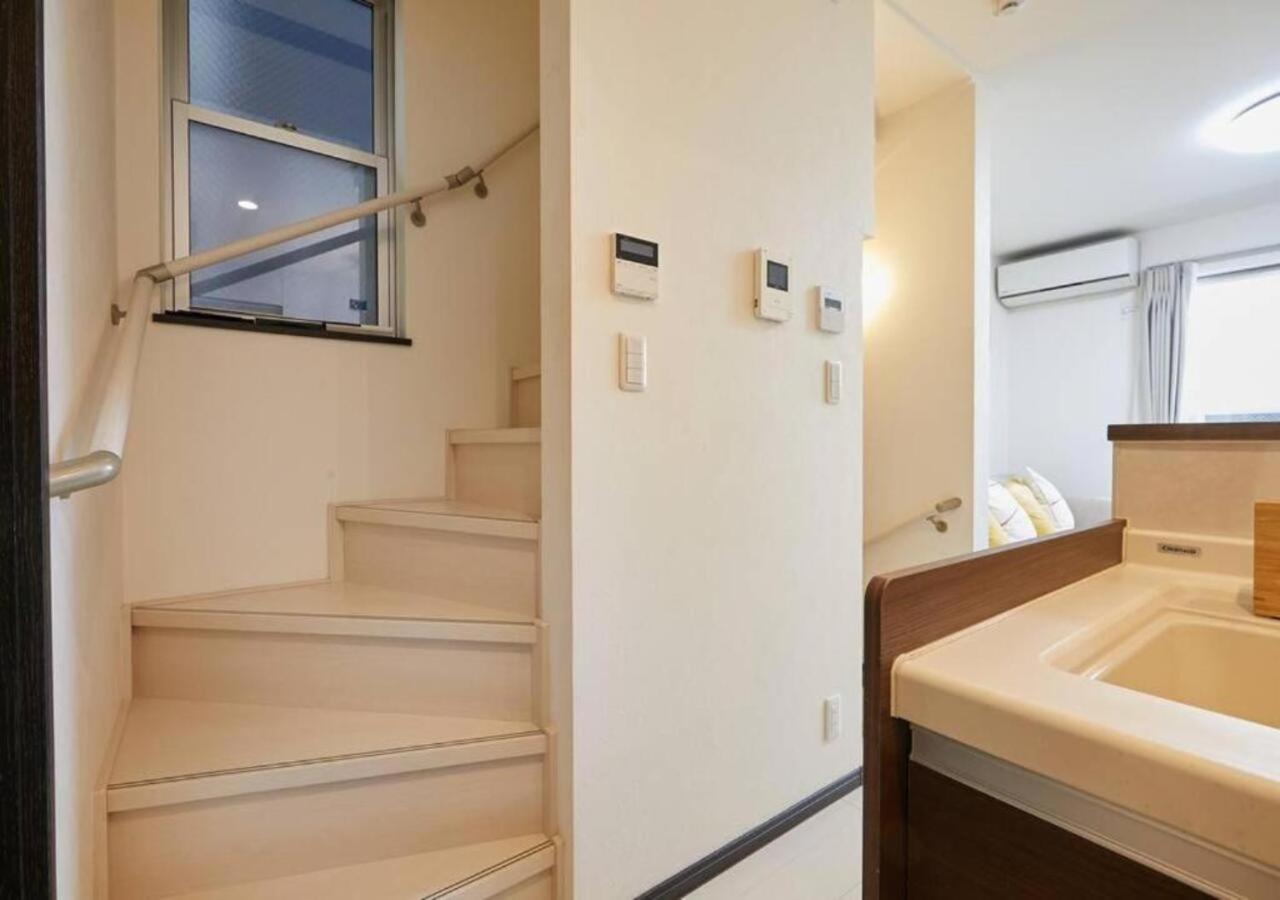 Naka House Apartment *