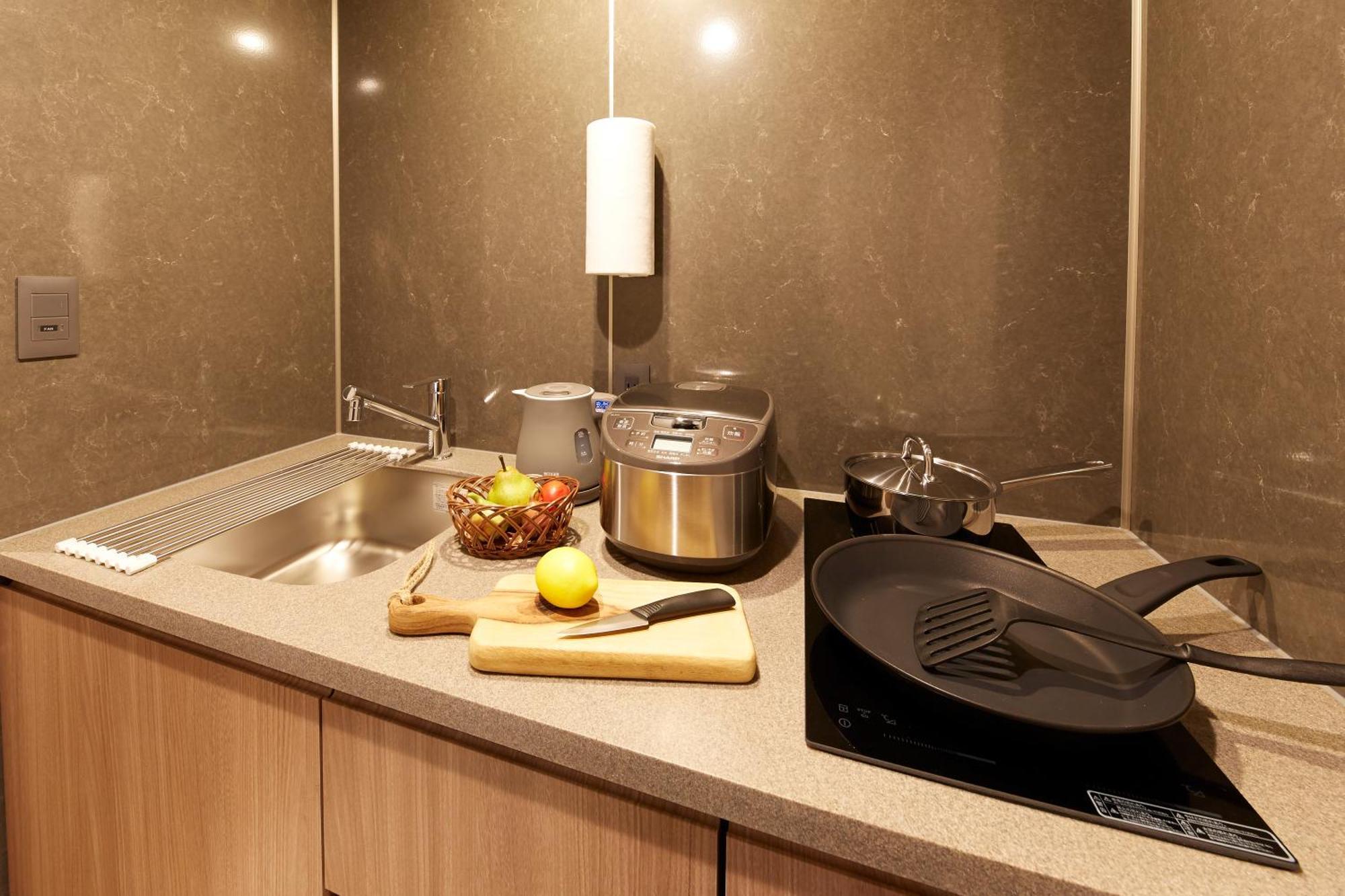 Monday Premium Ginza Shintomicho Aparthotel 4*