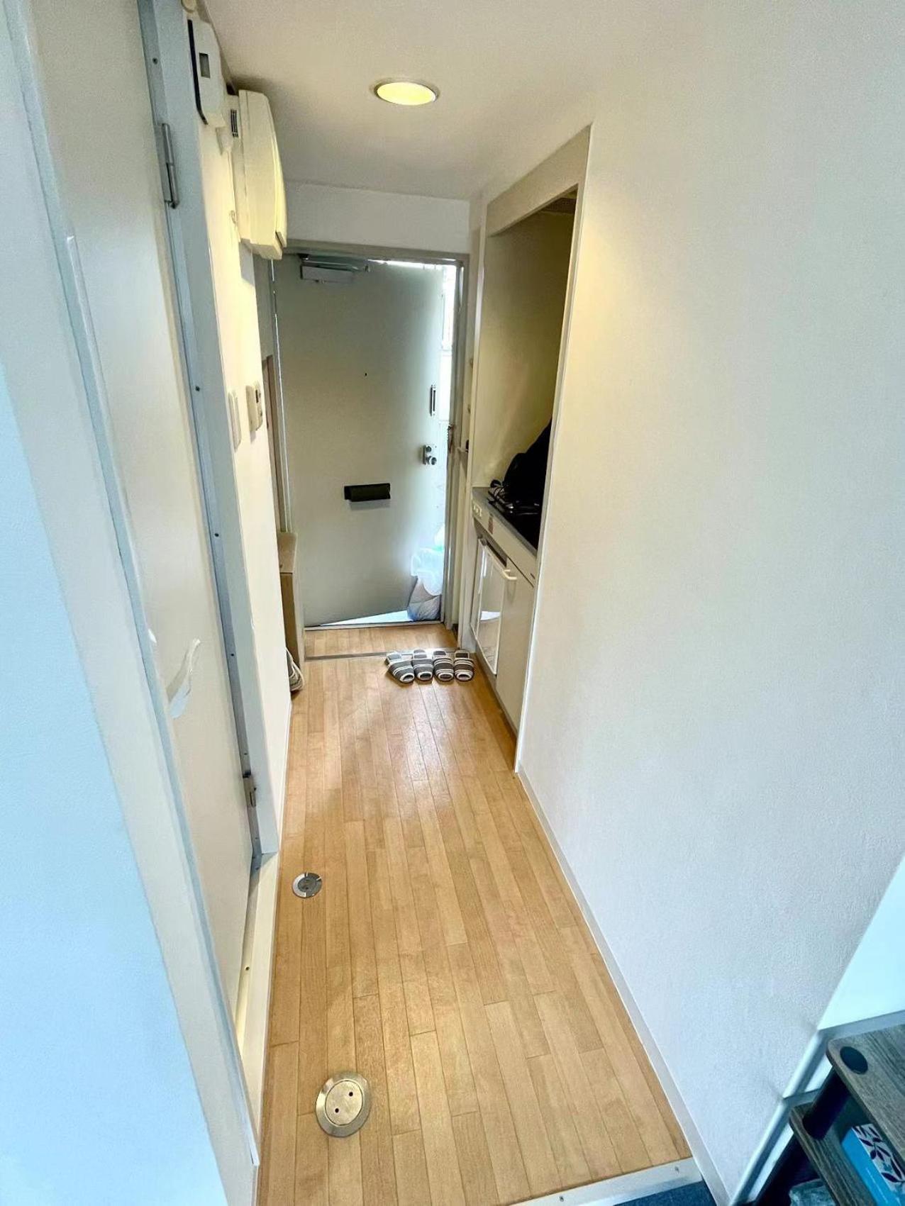 Hana House West Shinjuku Apartment