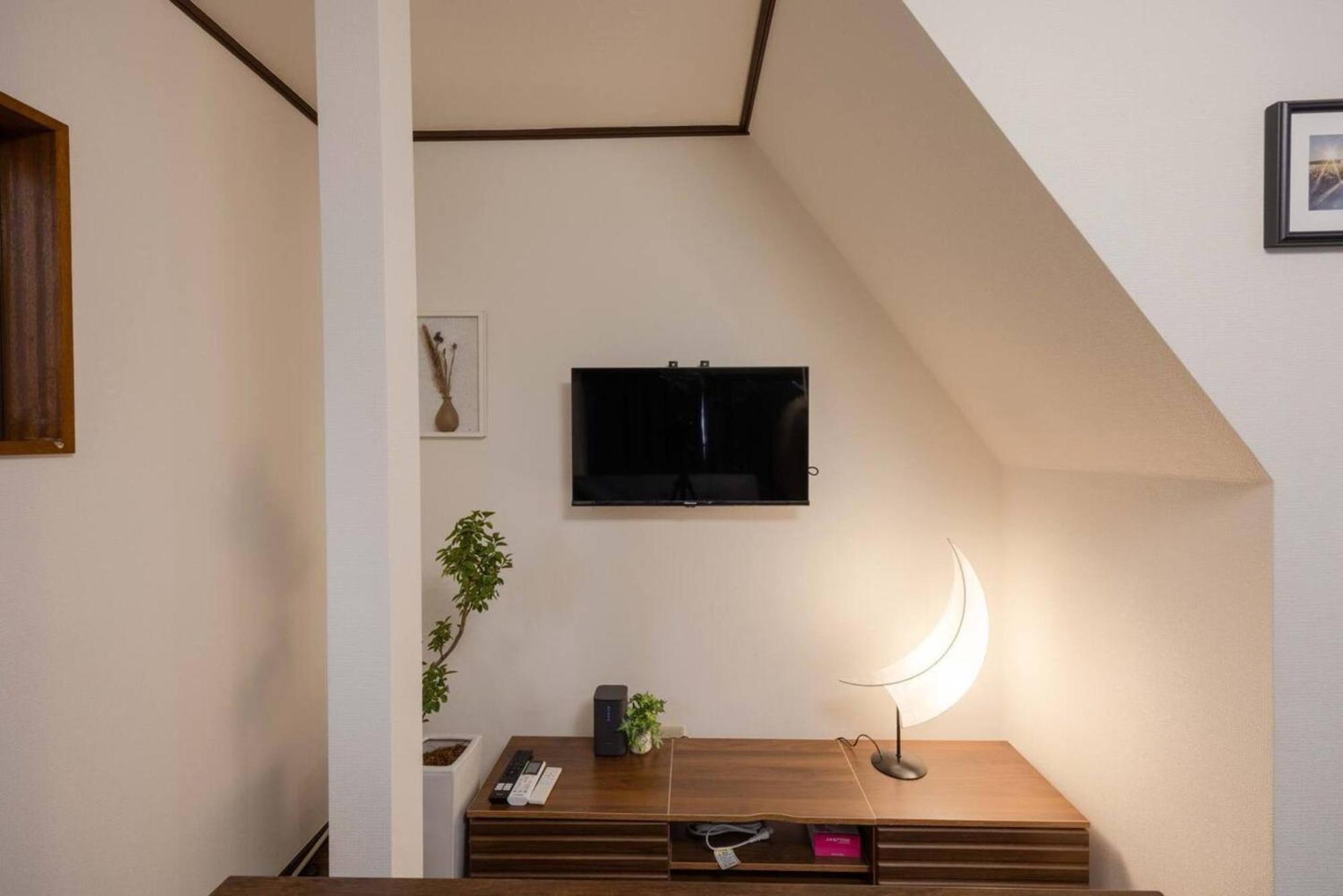Mikazuki Ukima / Mu1 Apartment