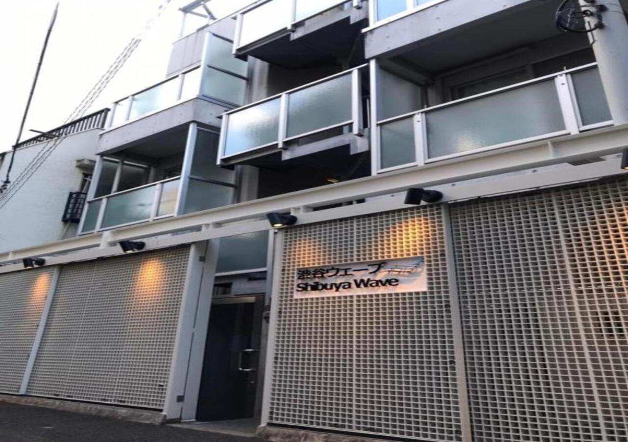 Shibuya Wave 301 Tokyo