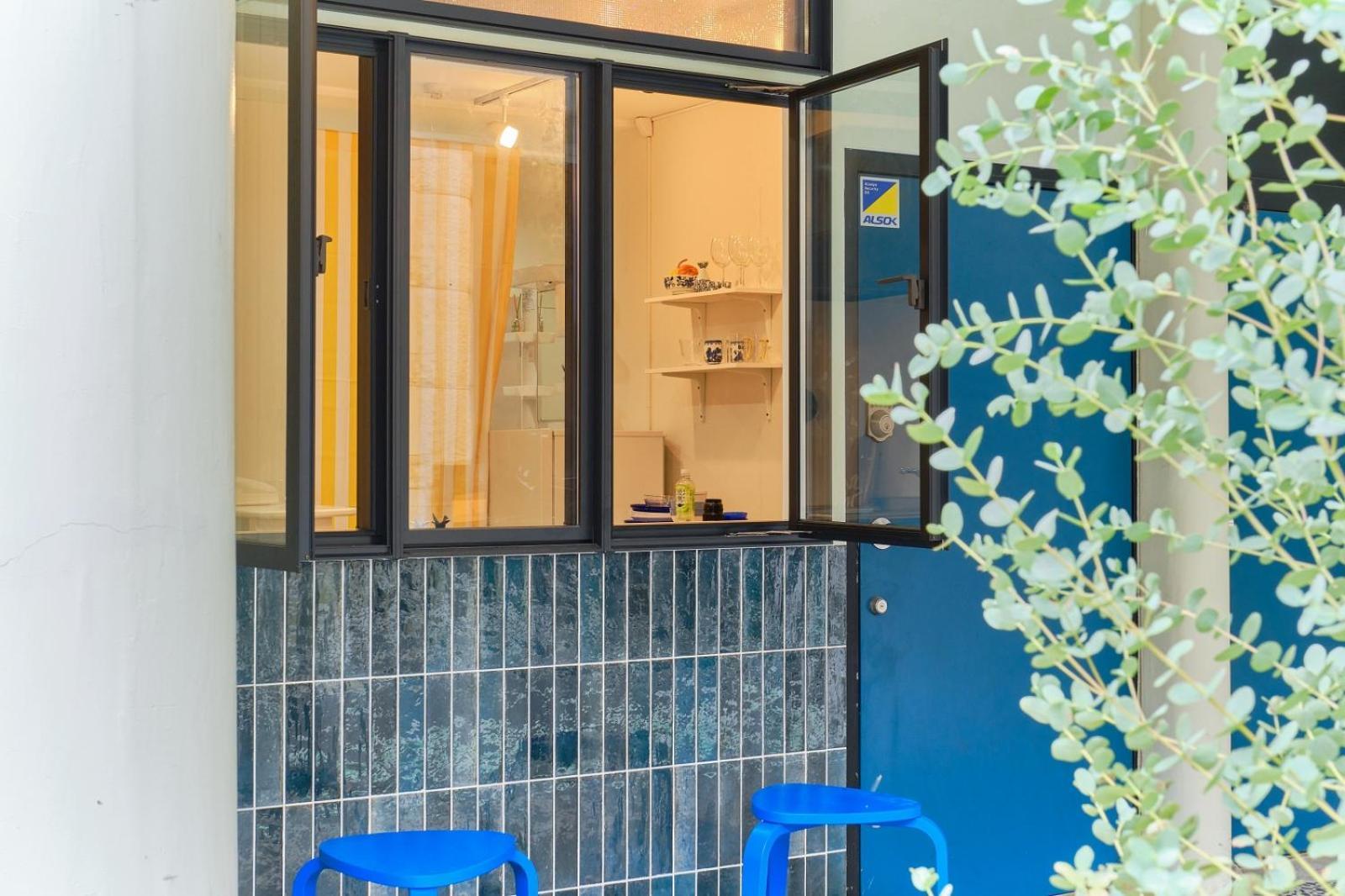Kaikai House - Art, Design & Family In Shibuya Villa Tokyo