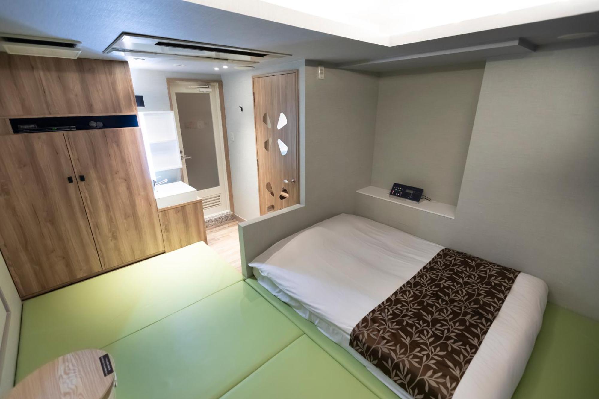 Atlas Shinkabukicho (adults Only) Love hotel *