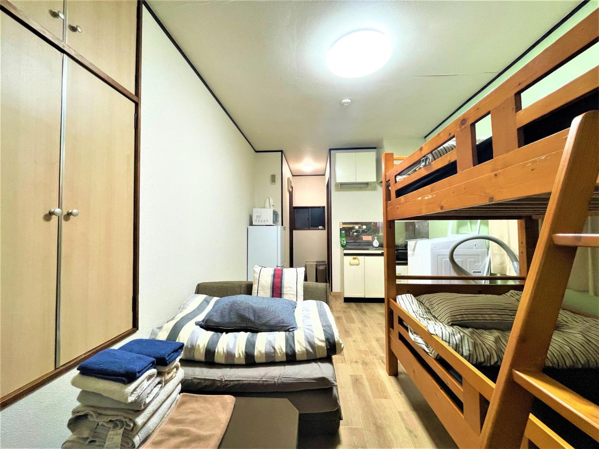 Apartment House Kadoi202 *