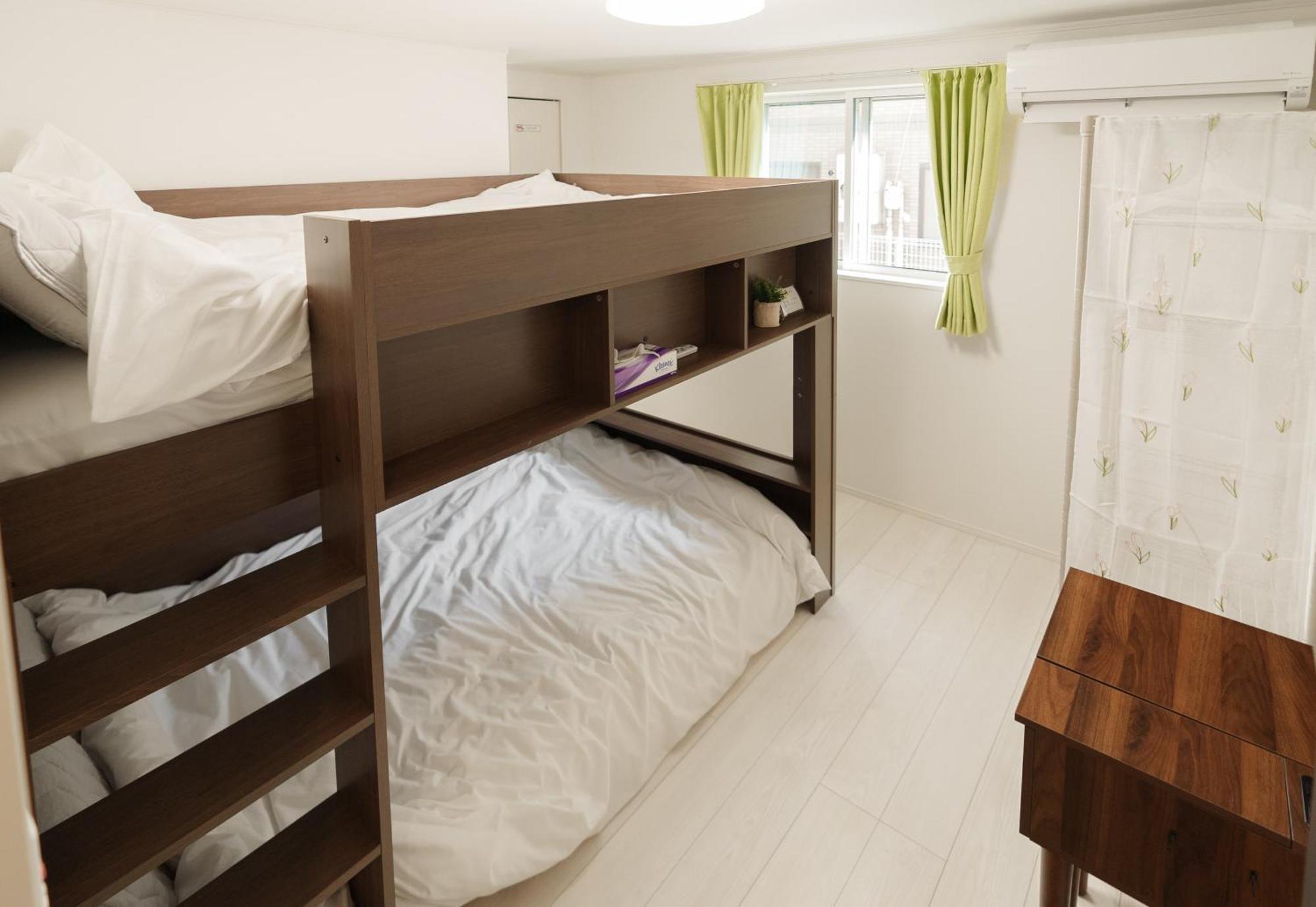 Holiday home I Skytreeまで14分 最大10人 新築 一戸貸 Wifi完備 洗濯乾燥機 駐車場二台分 植物好き Tokyo