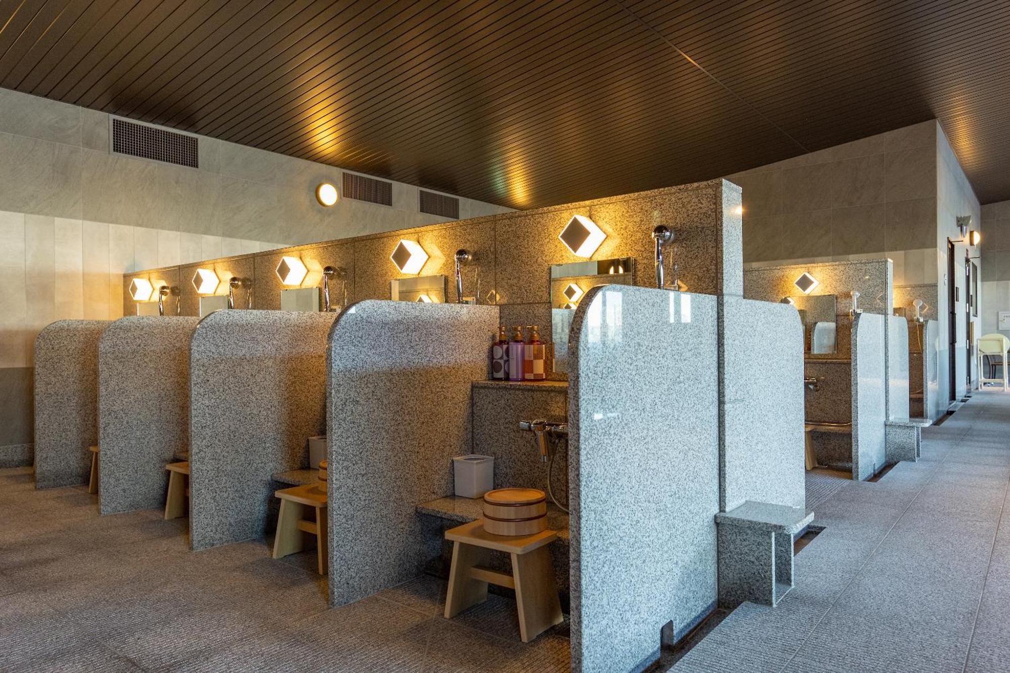 Toyosu Manyo Club 3*