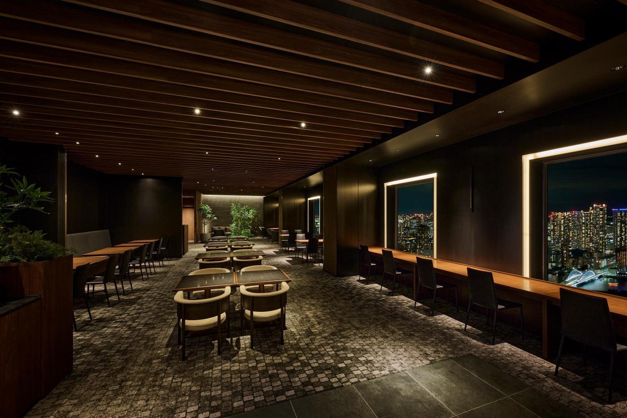 The Royal Park Iconic Shiodome Hotel