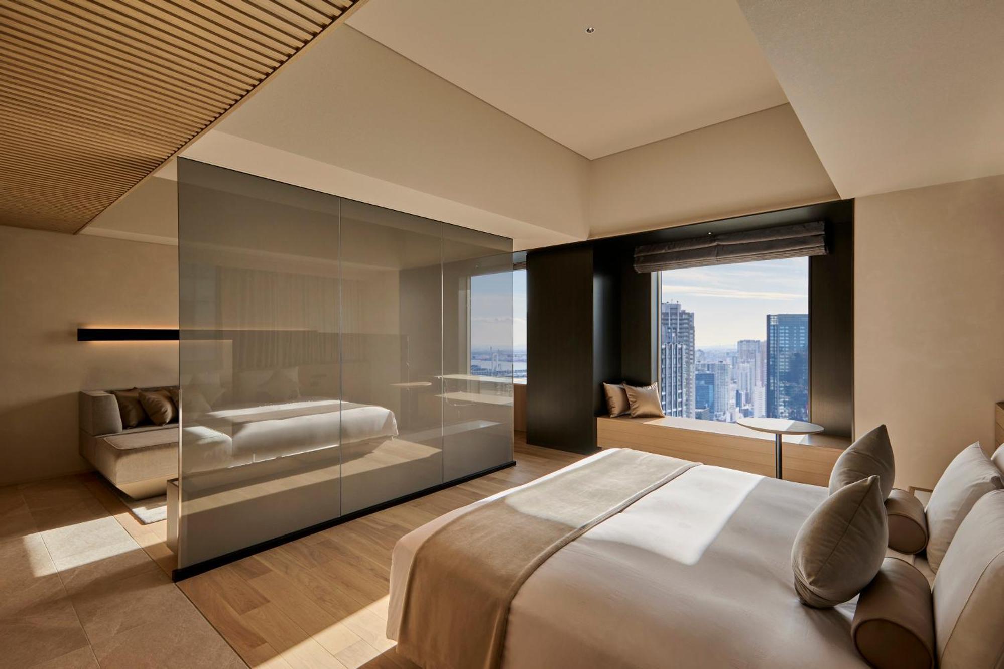 Hotel The Royal Park Iconic Shiodome 4*
