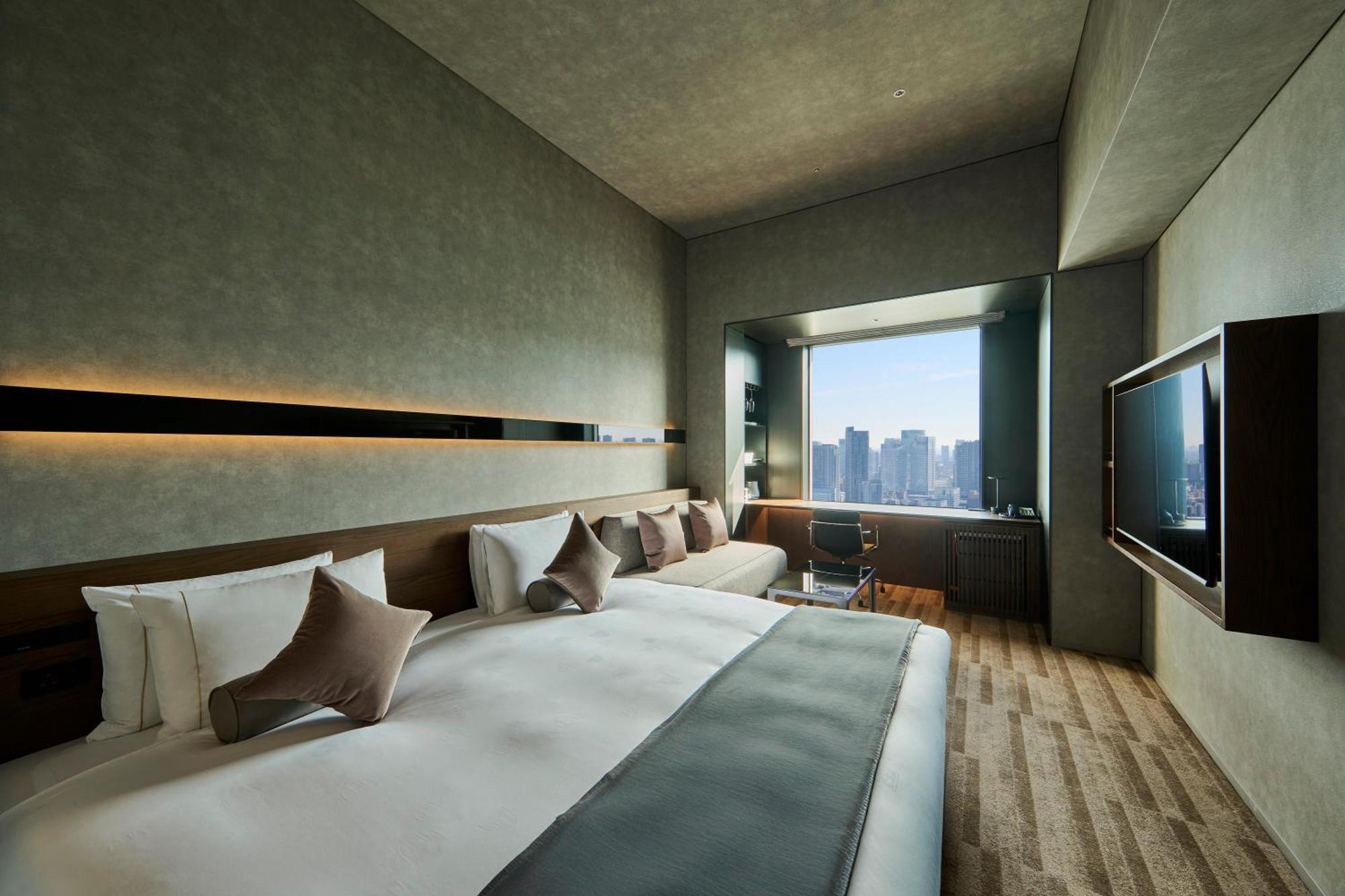The Royal Park Iconic Shiodome 4*