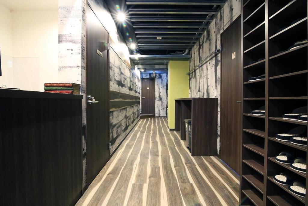 Bee-hive Sugamo - Male Only Hostel