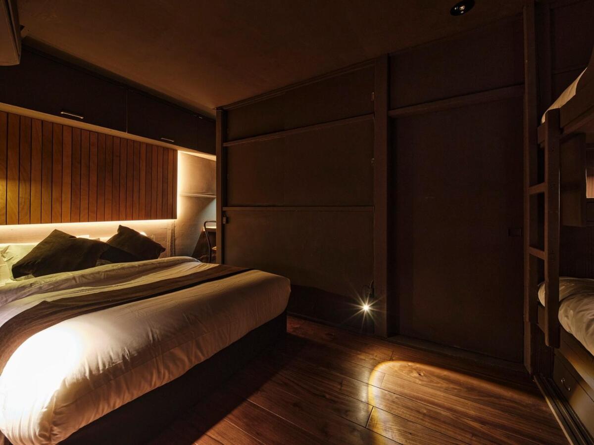 Apartment Vacation Renovated From A Small Hair Salon Tokyo