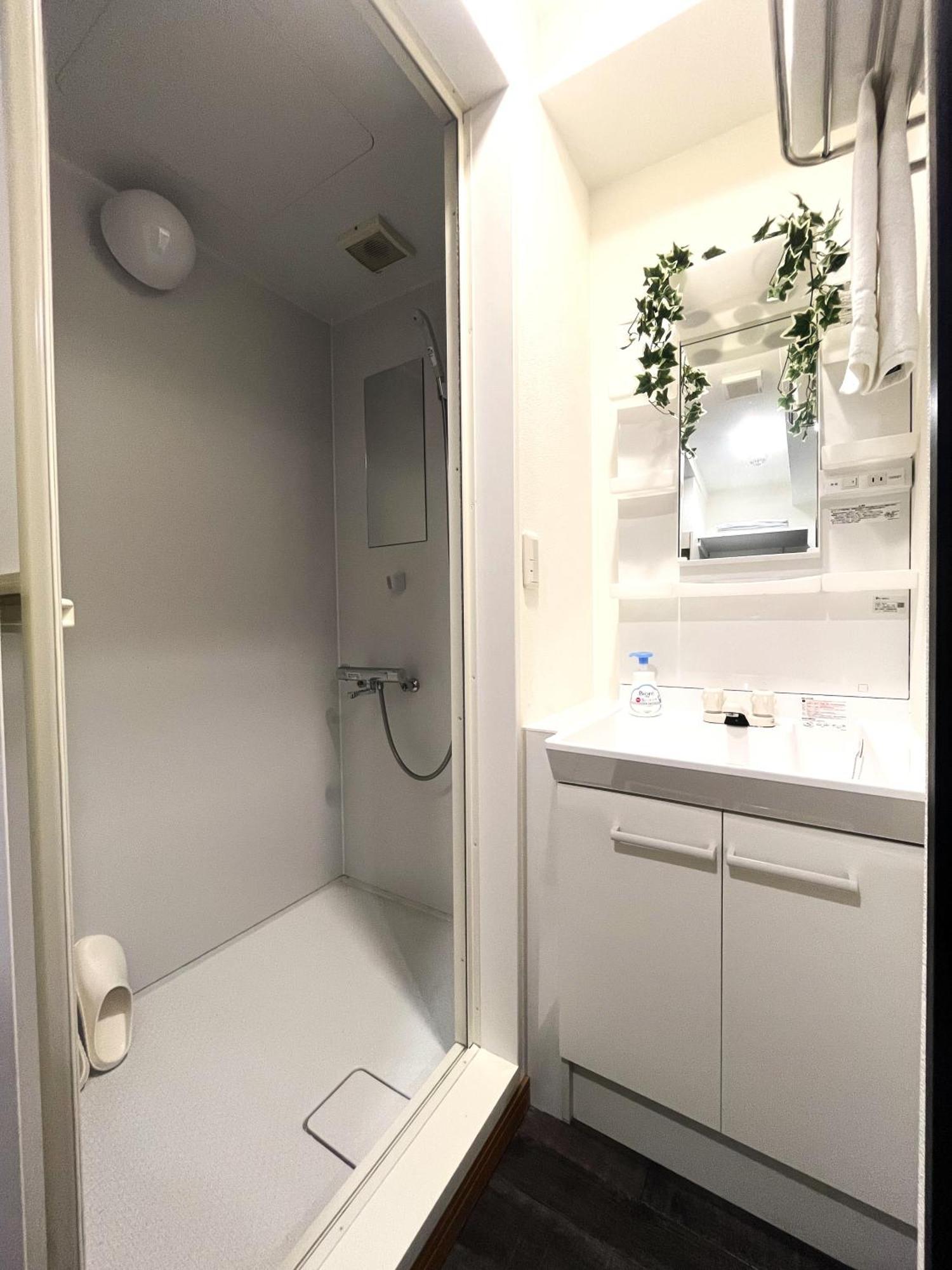 Apartment Re Room301 *