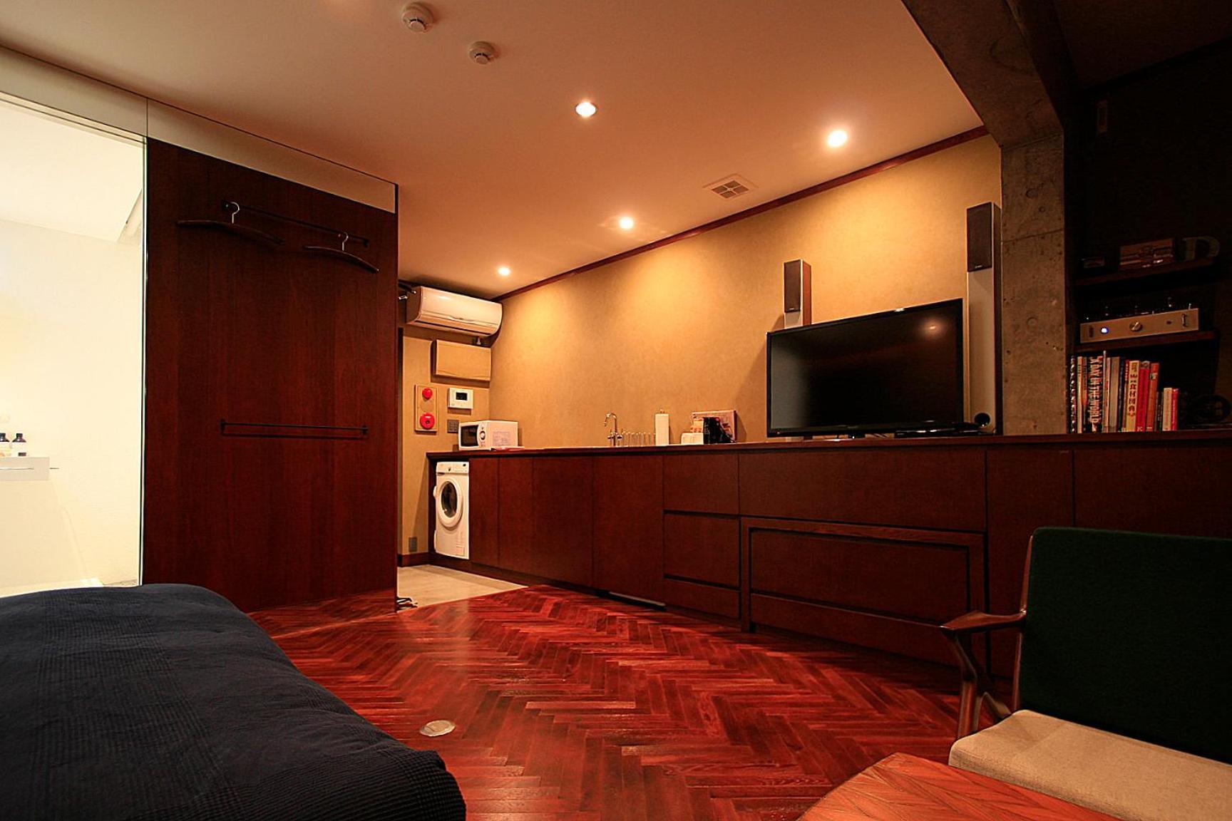 Studio-d
