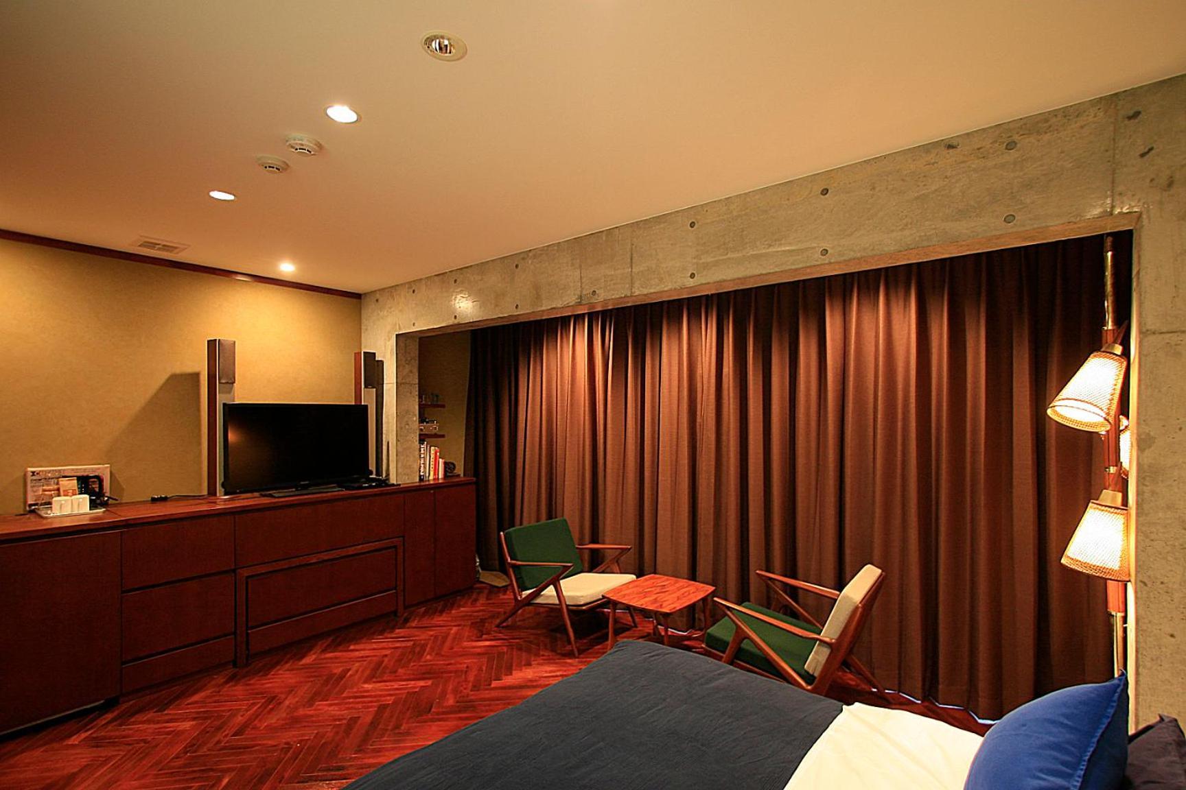 Studio-d * Tokyo