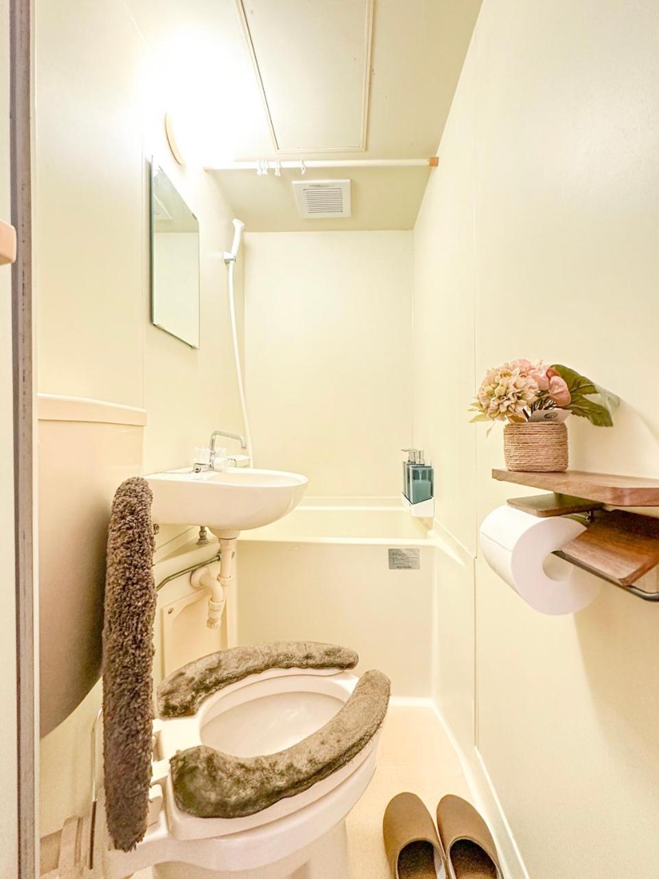 Apartment Family Or Business Travel 20 Percent Off 3 Minutes To Shinjuku Max 3 People *