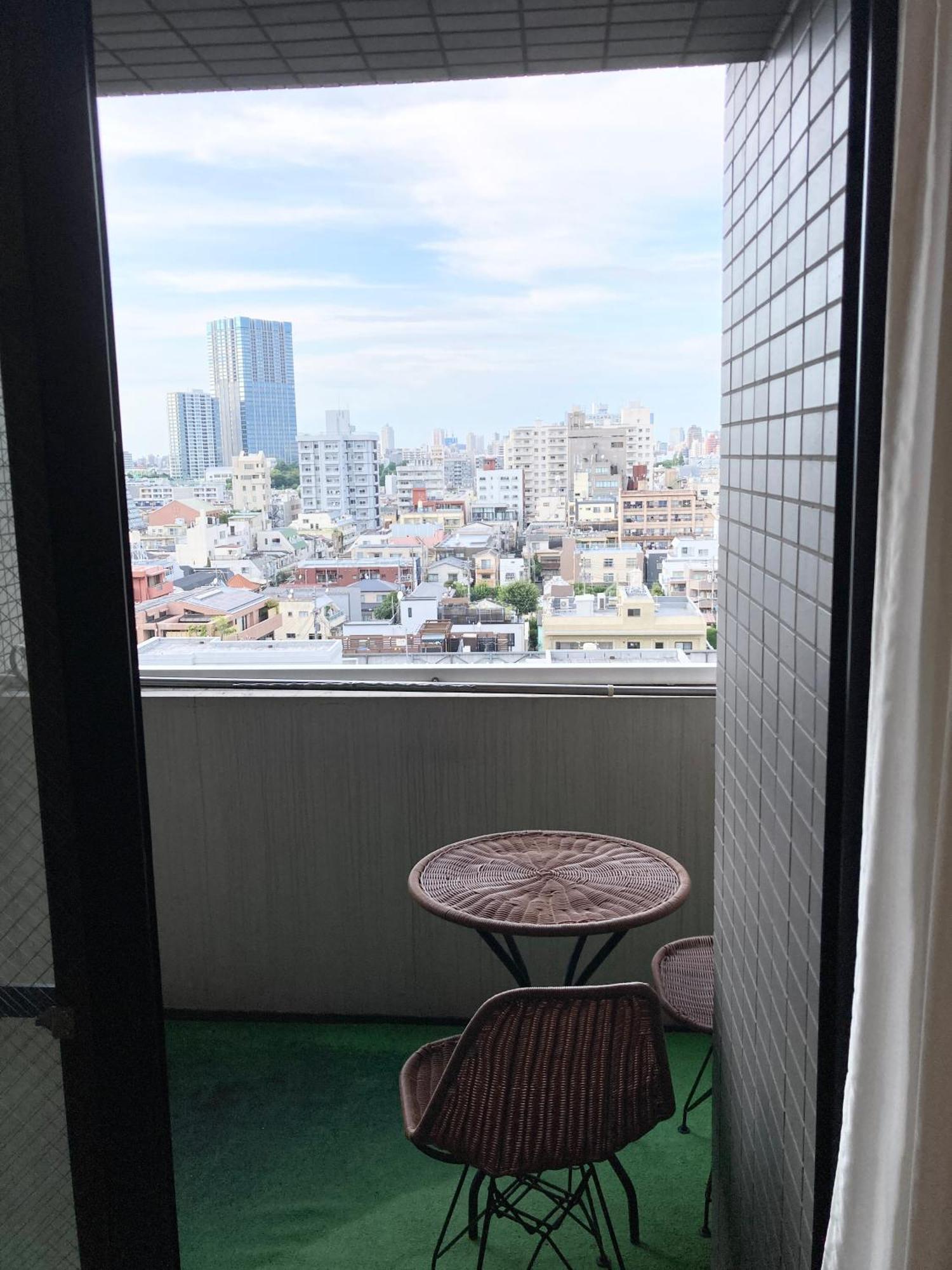 Miko's Apartment, Iconic Shinjuku, Tokyo, 10th Fl, Skyscraper View, Korean Town, 3min To Higashi-shinjuku Sta * Tokyo