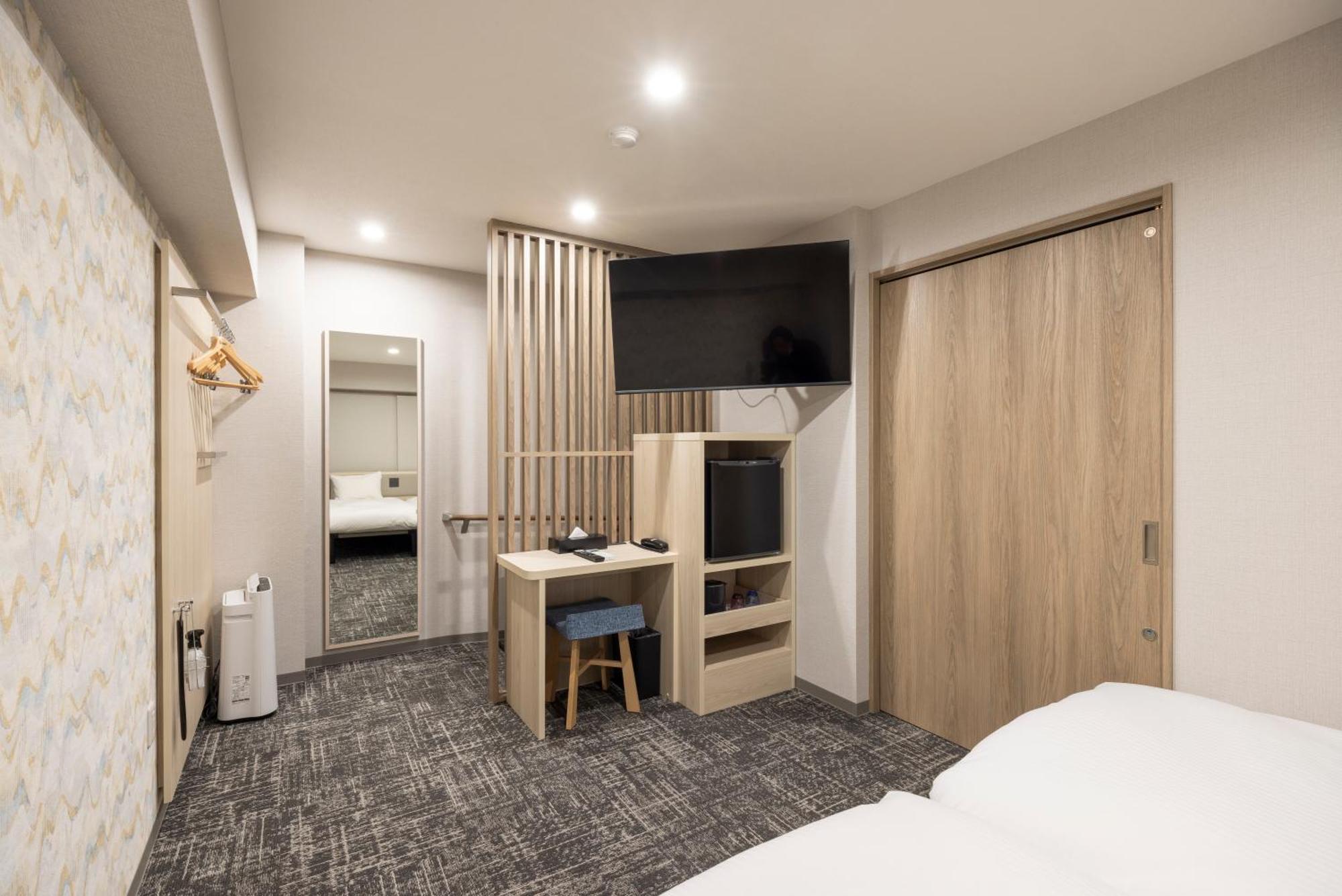 Hotel Cerezo 3*