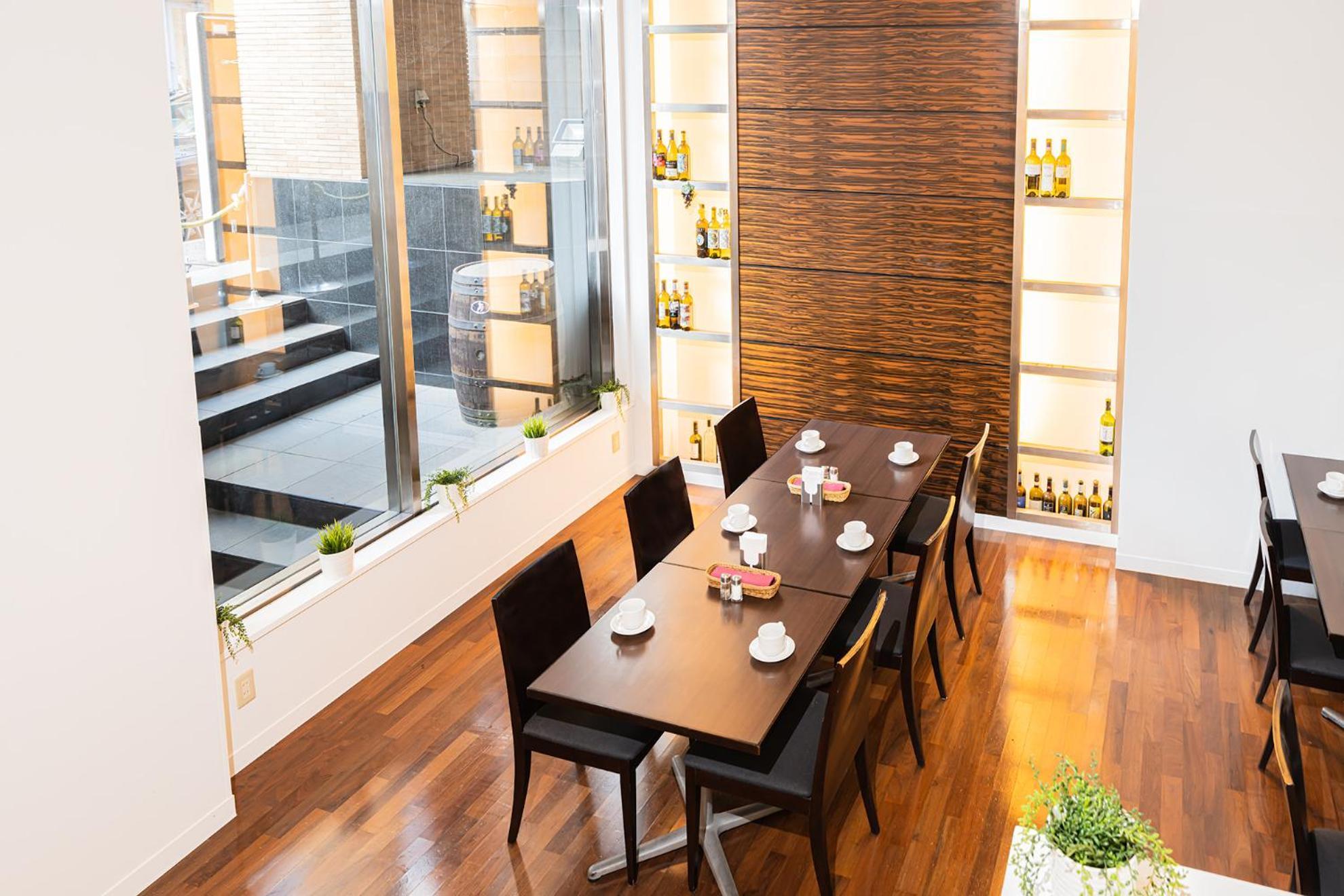 Kanda Station Hotel 3*